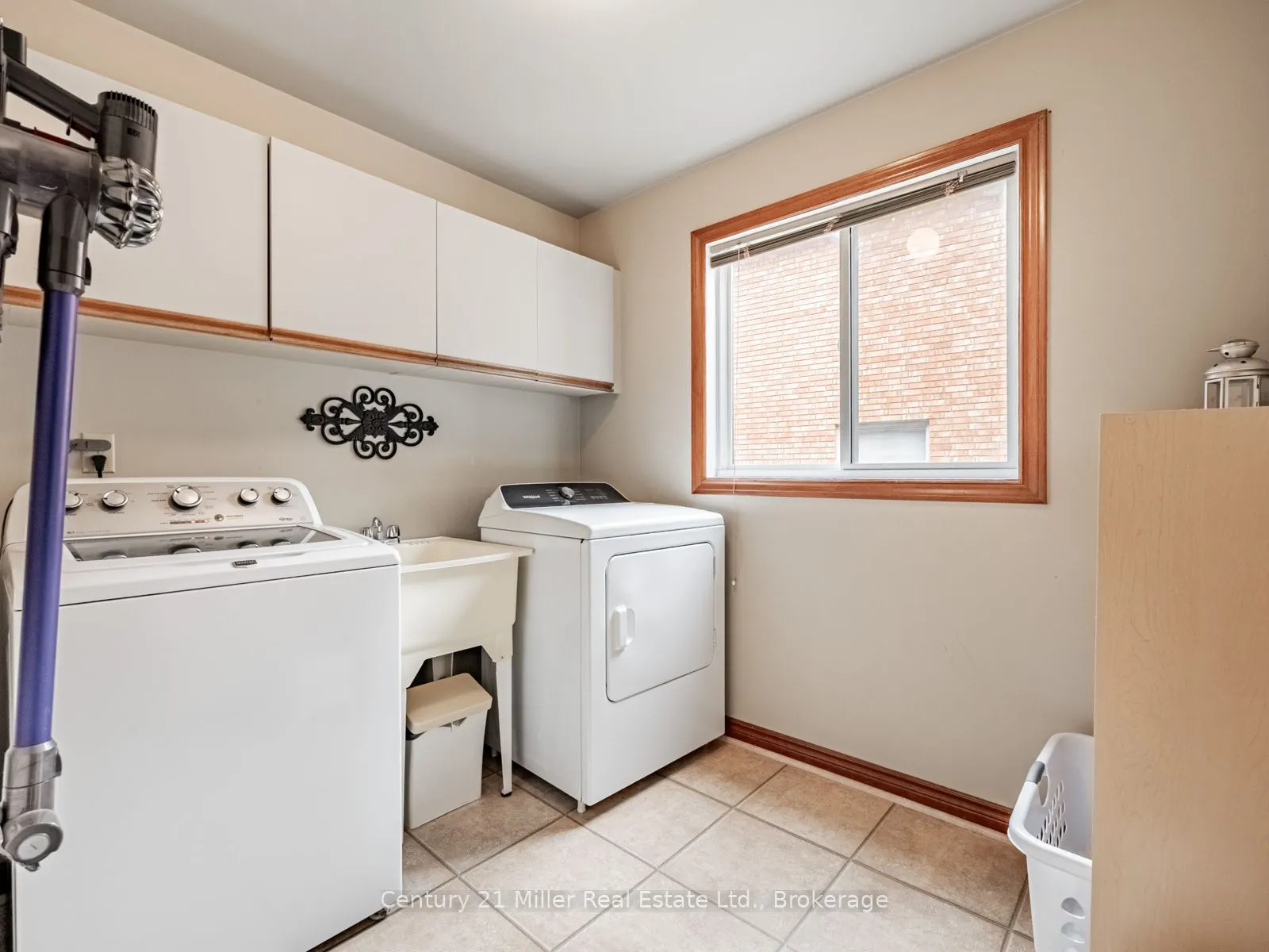 181 Meadowbrook Drive