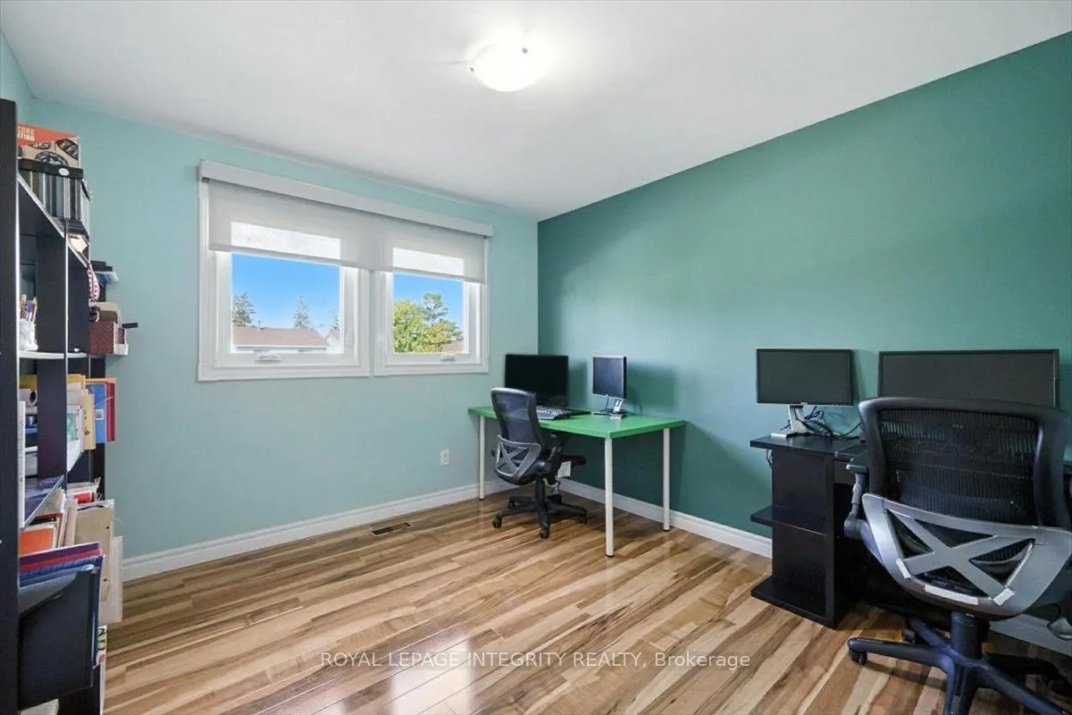 1097 Moselle Crescent