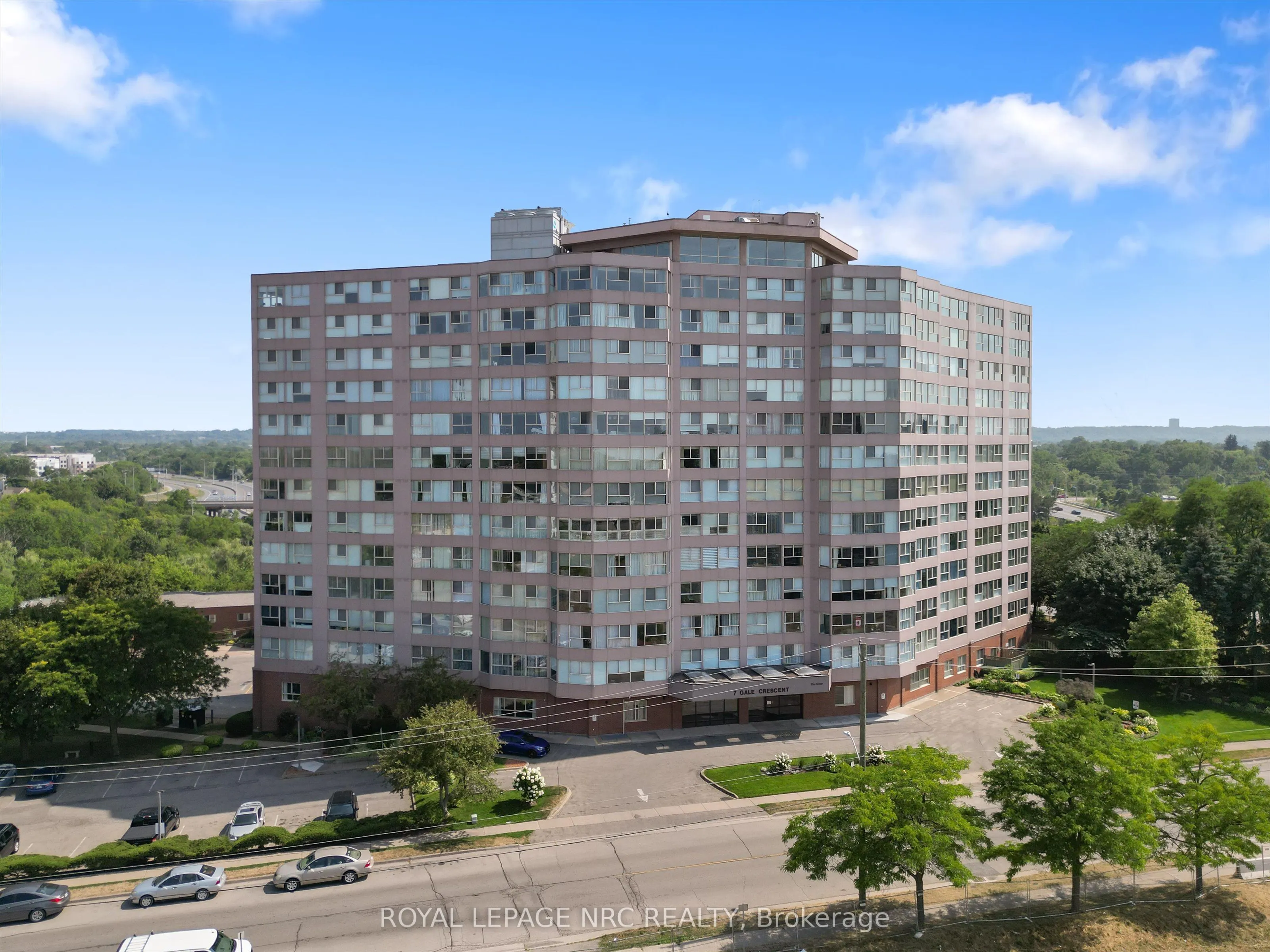 7 Gale Crescent, #1109