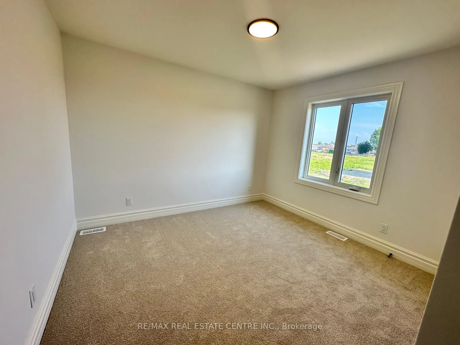 474 Marla Crescent
