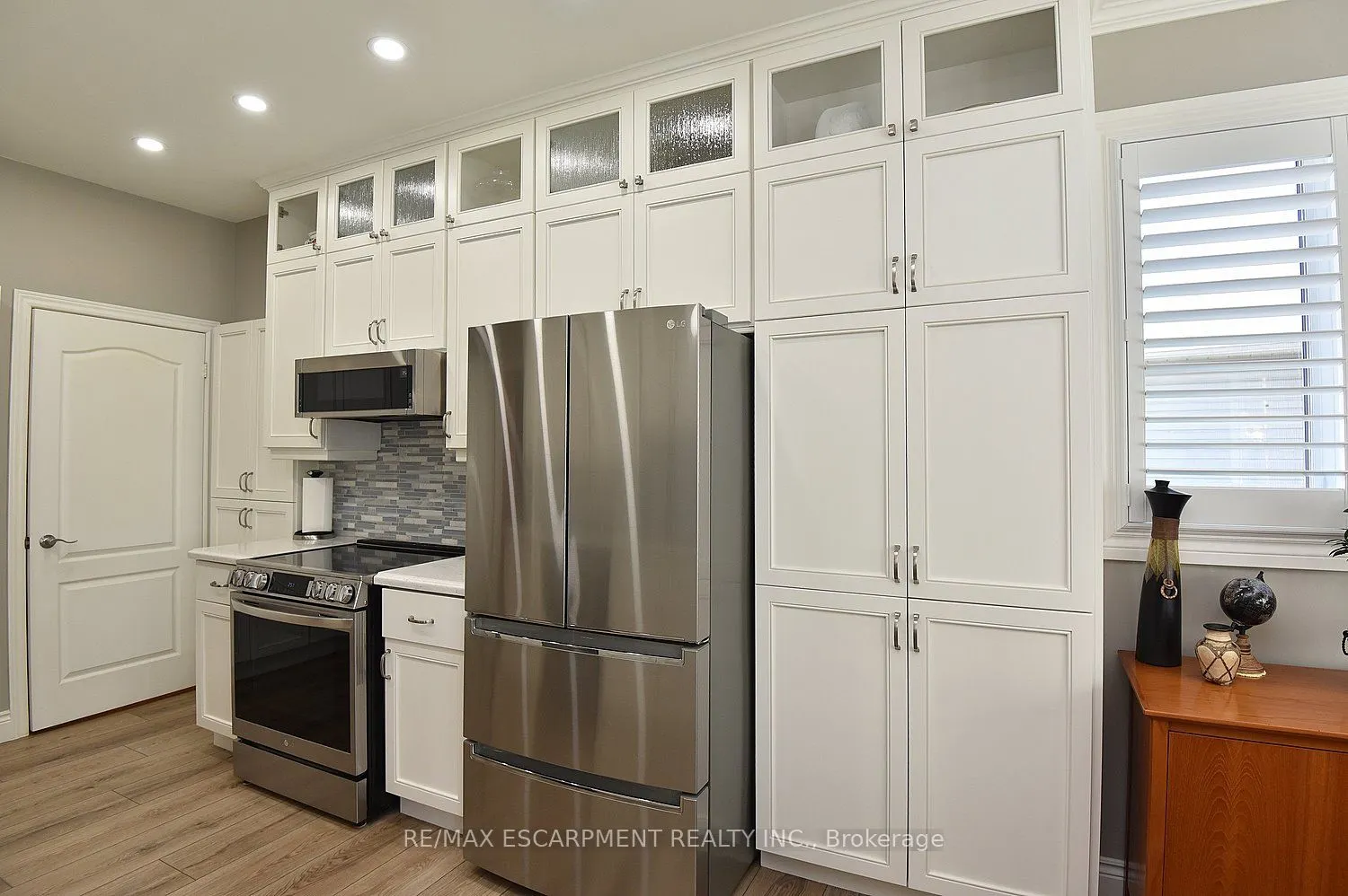 241 SILVERBIRCH Boulevard, #32
