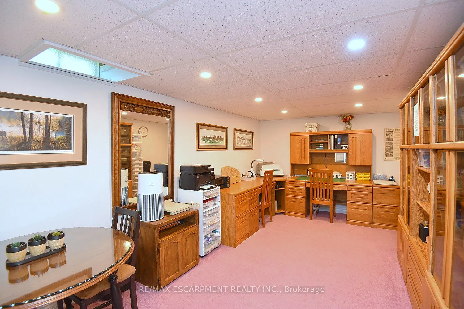 241 SILVERBIRCH Boulevard, #32