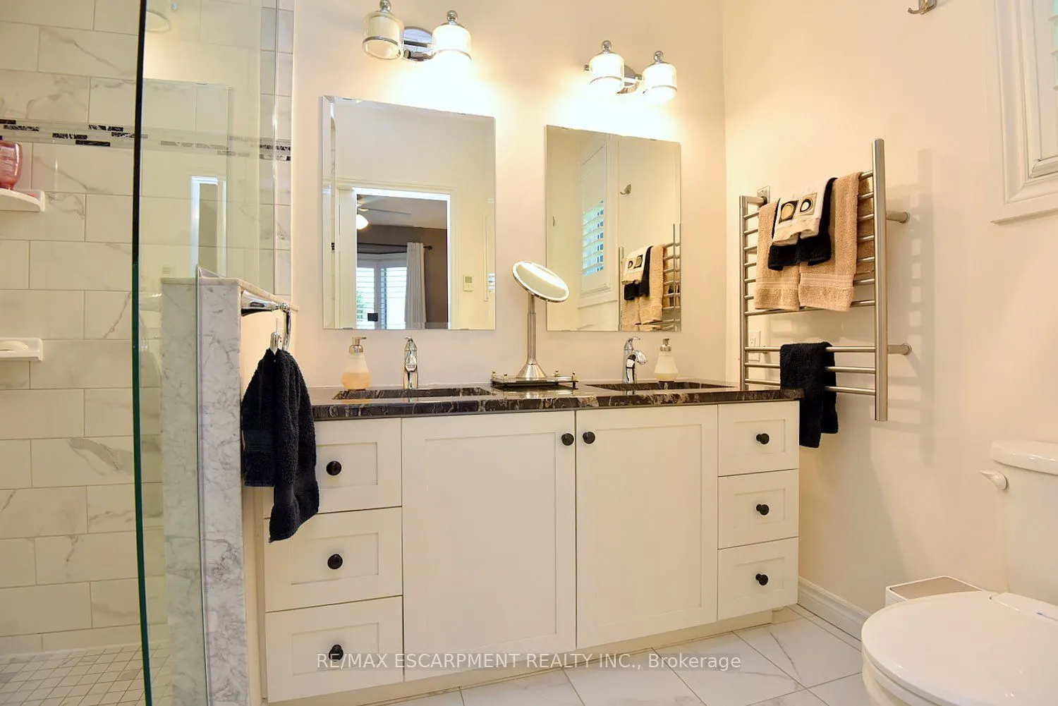 241 SILVERBIRCH Boulevard, #32