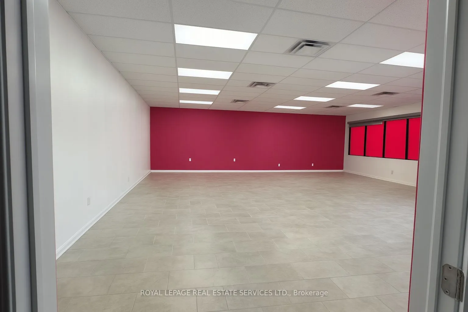 257 Dundas Street E, #5