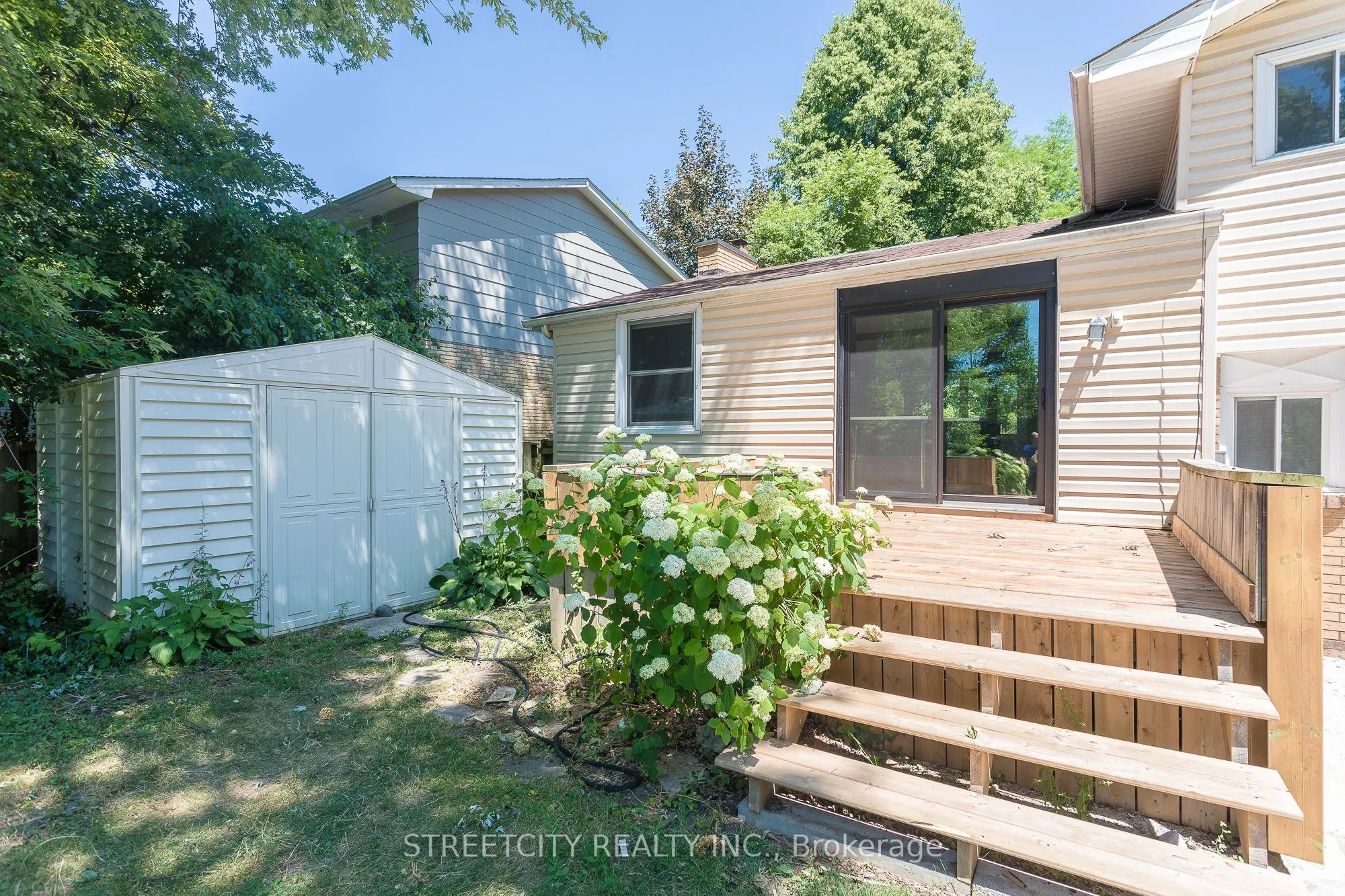 103 Friars Way