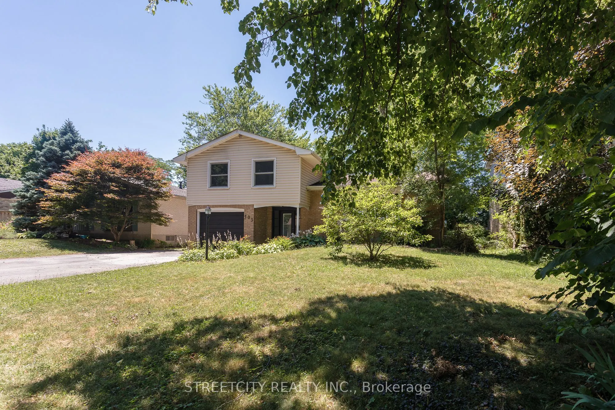 103 Friars Way