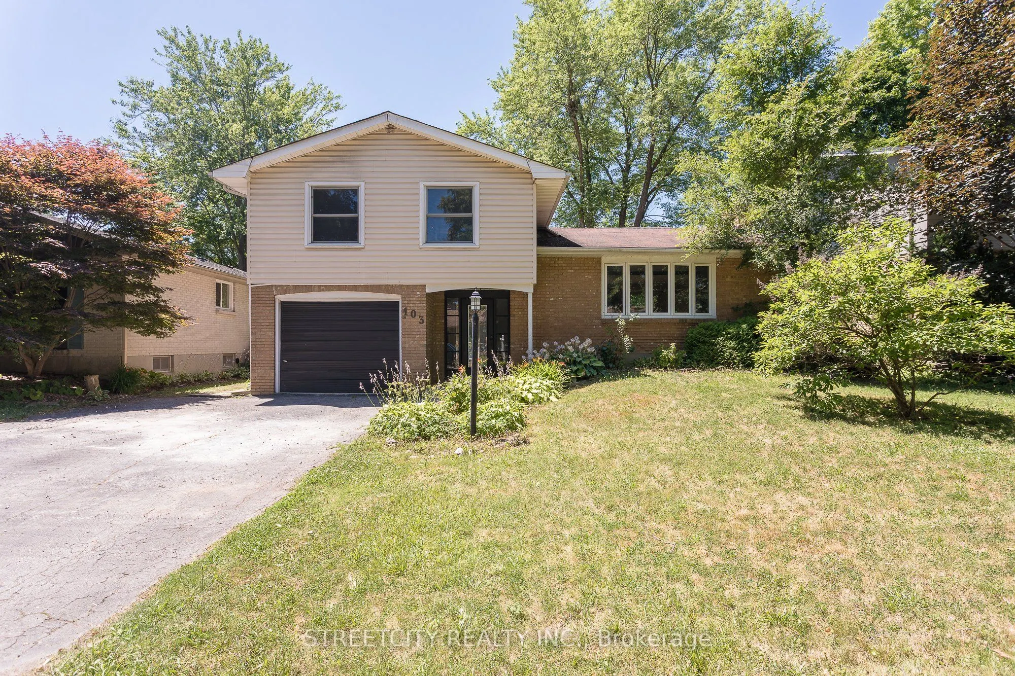 103 Friars Way