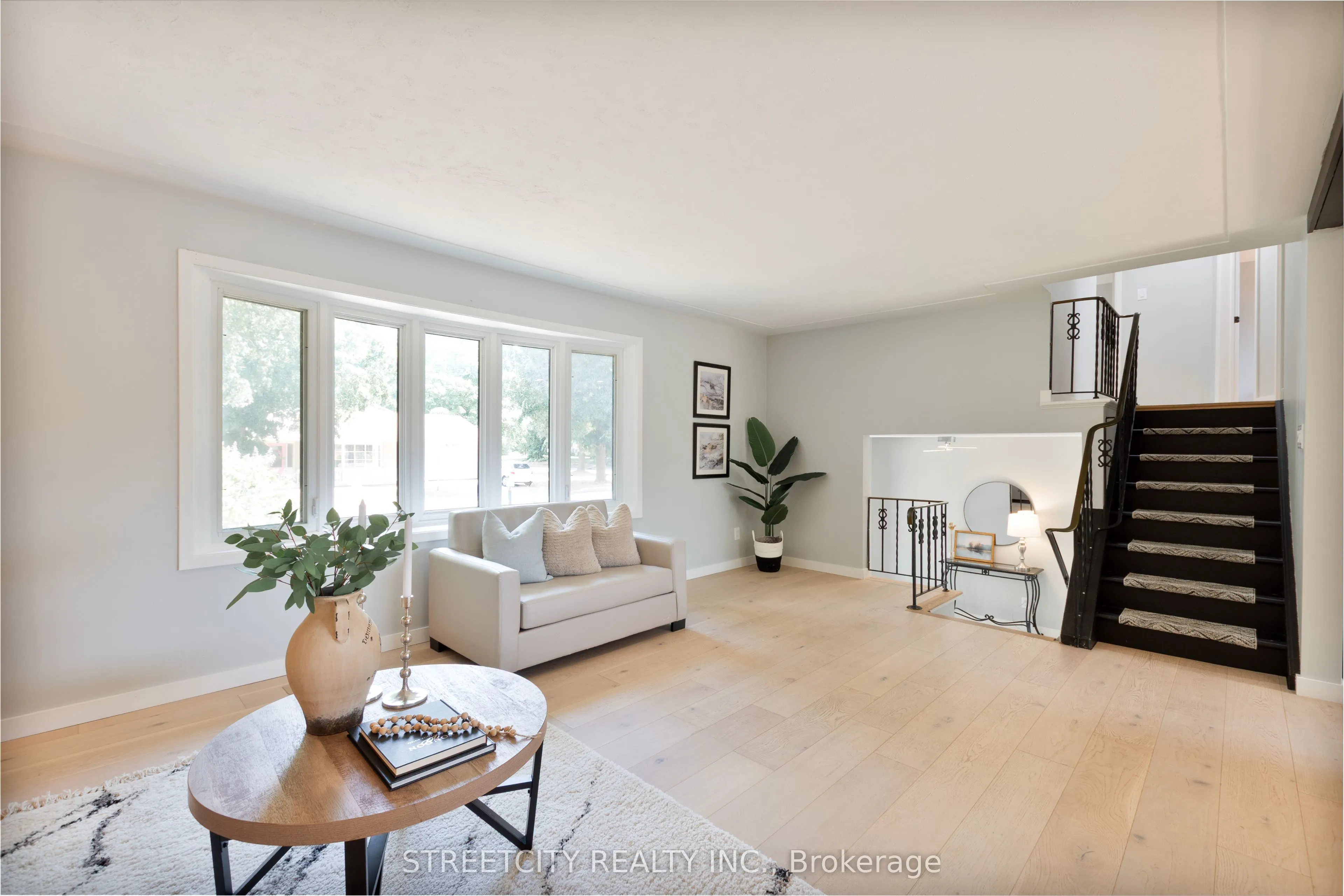 103 Friars Way