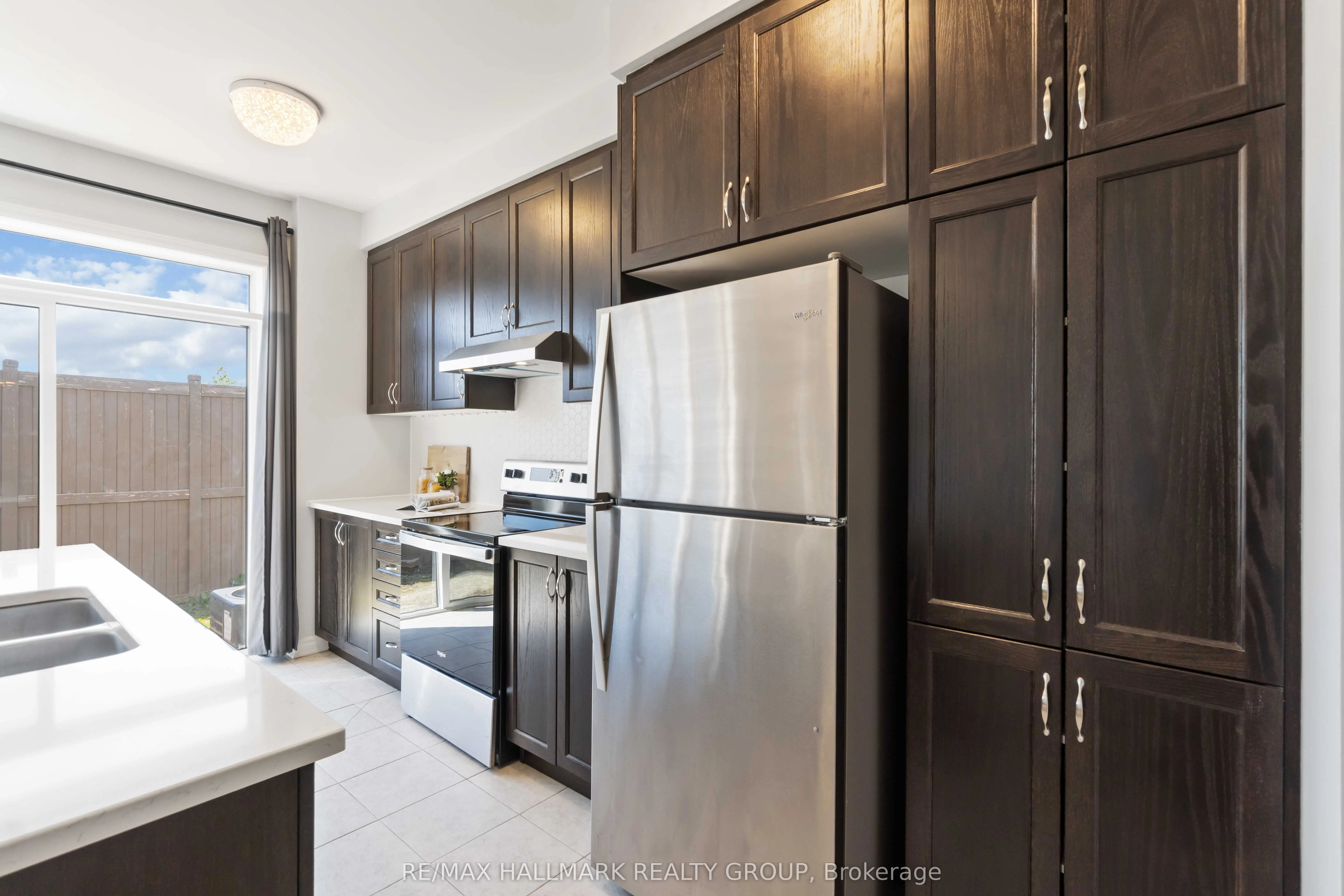 402 Edgevalley Court