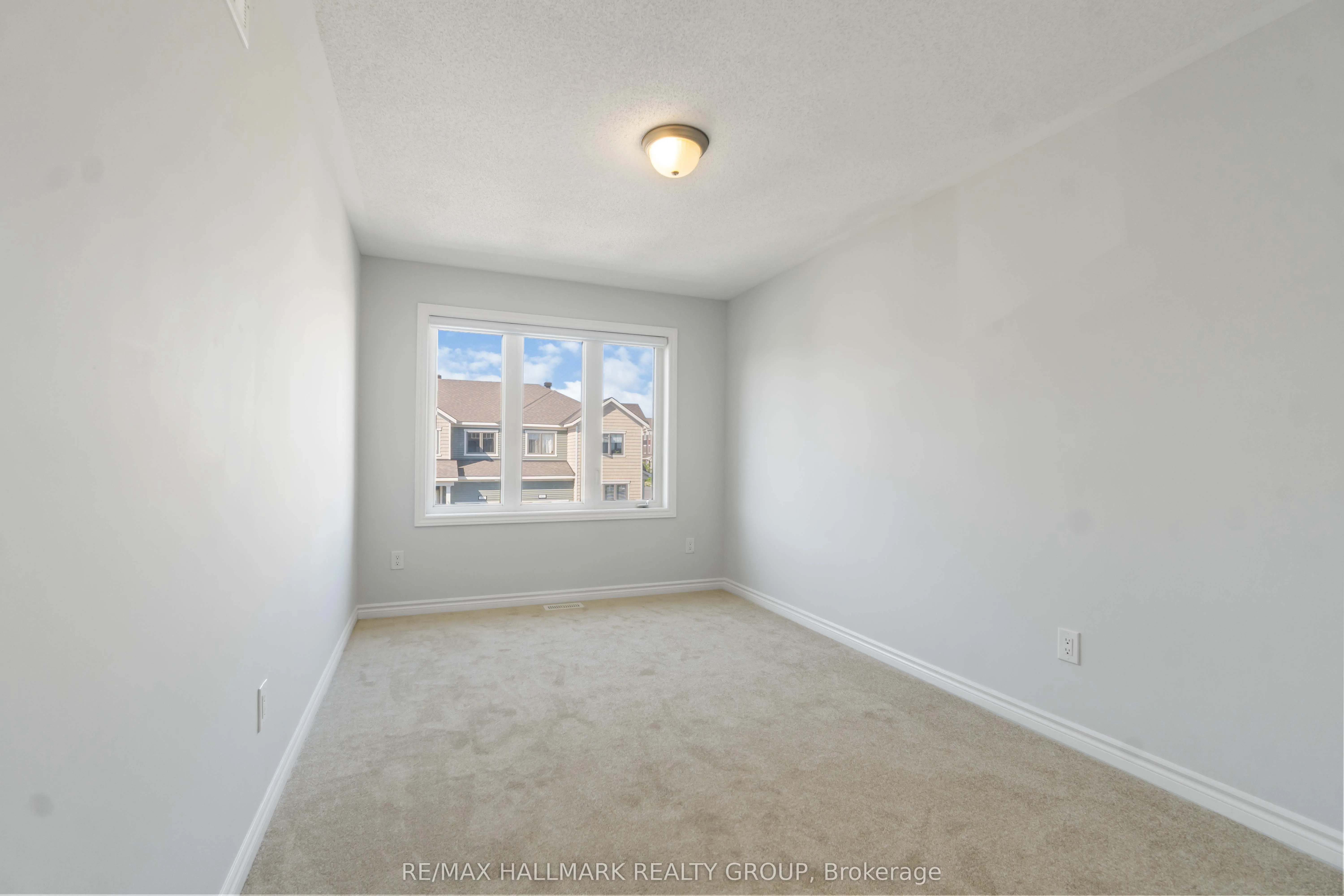402 Edgevalley Court