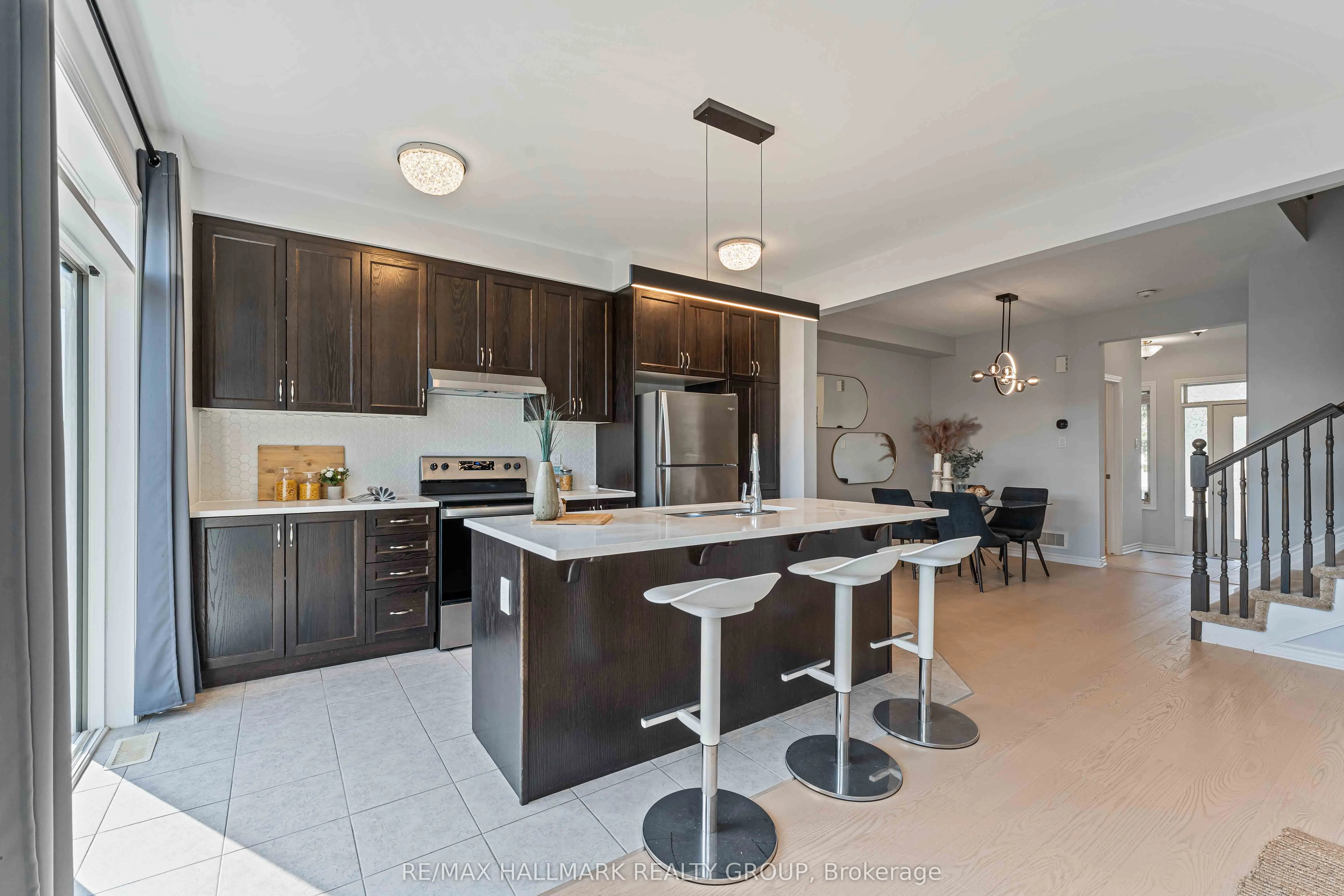 402 Edgevalley Court