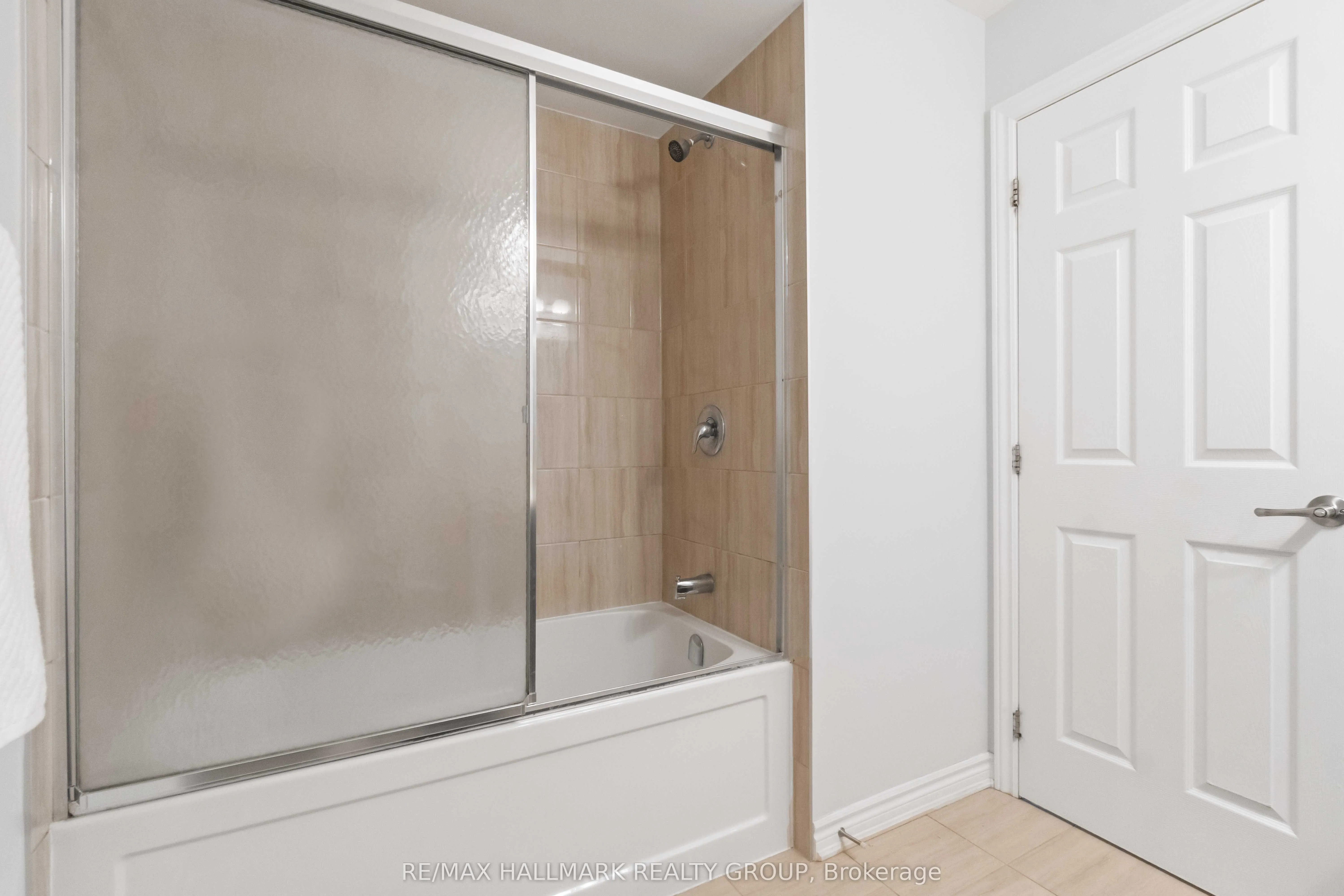 402 Edgevalley Court