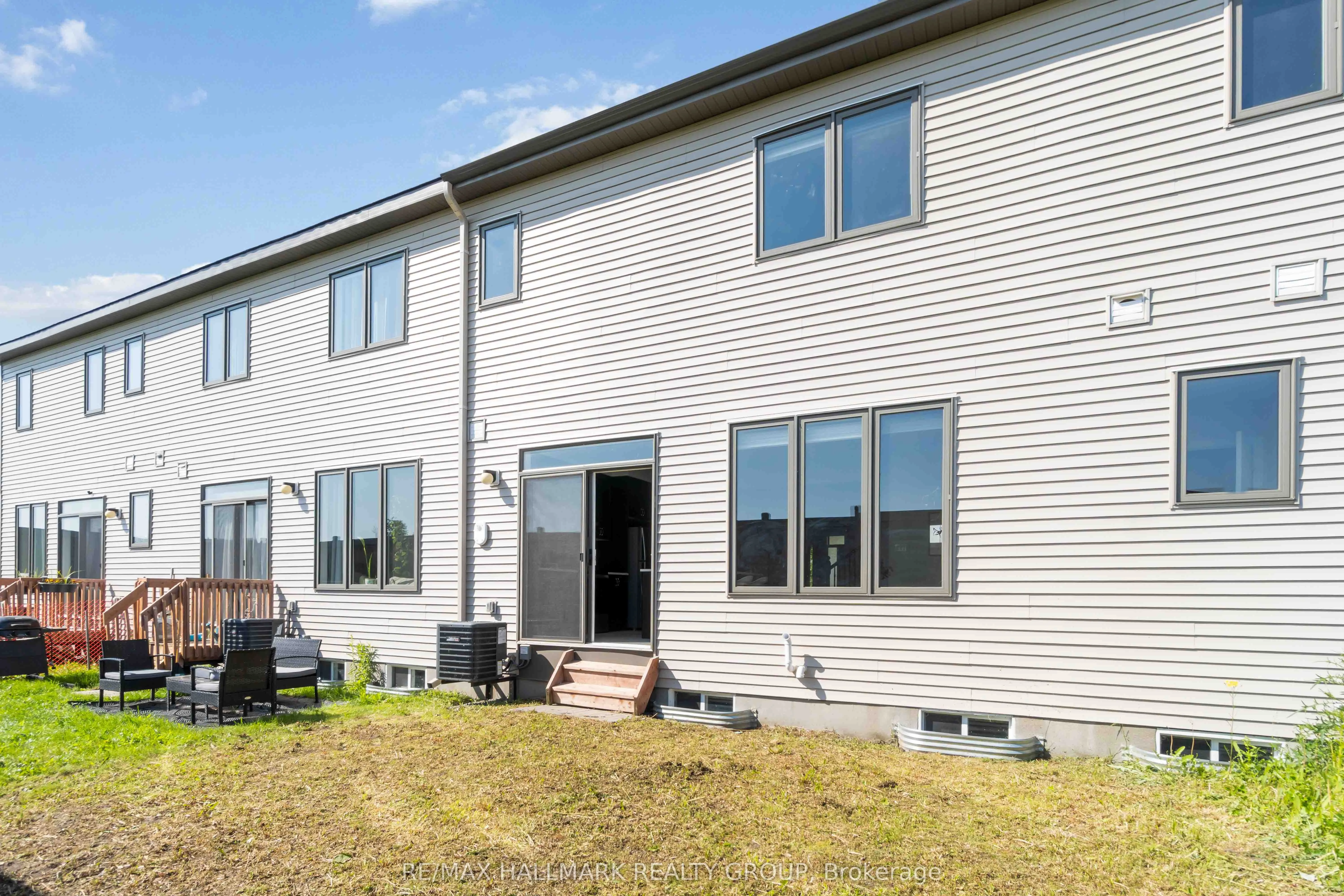 402 Edgevalley Court