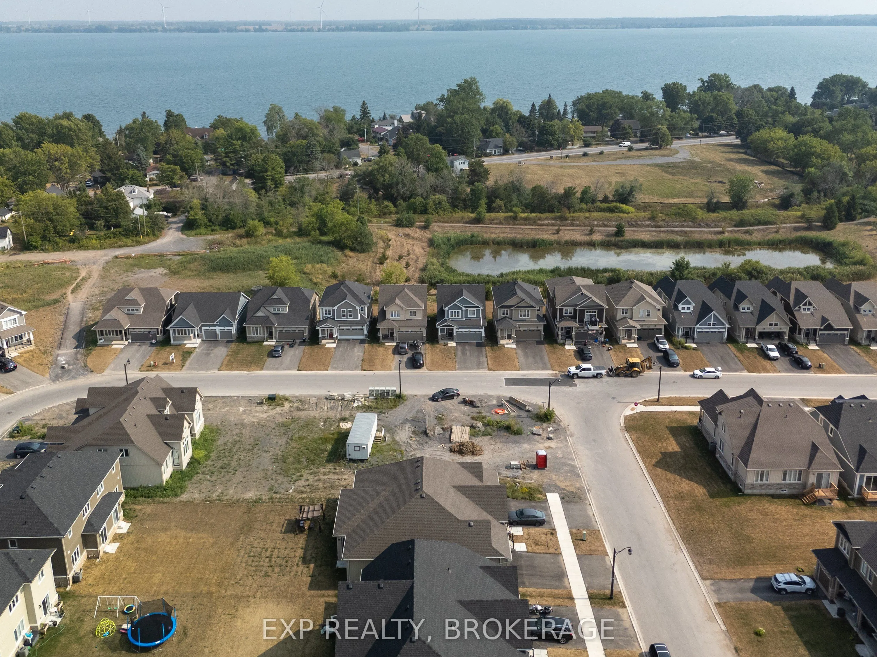 9 Golf Links Drive
