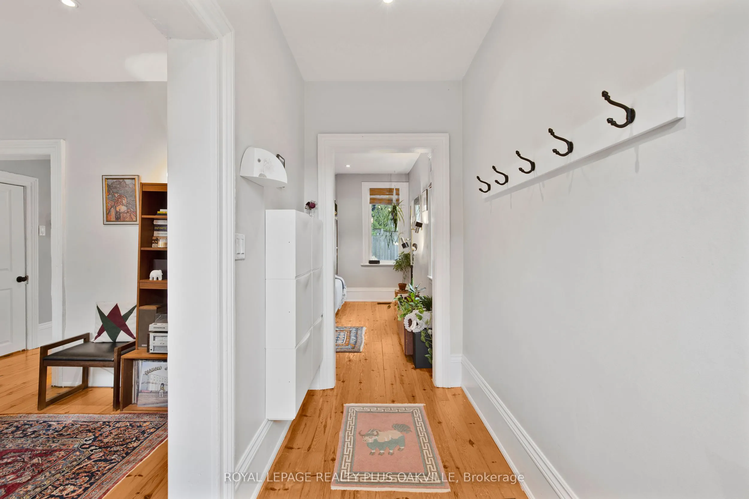 73 Pearl Street N