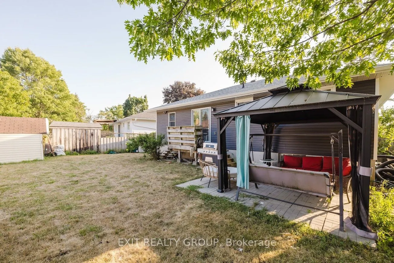 4 Dixie Place