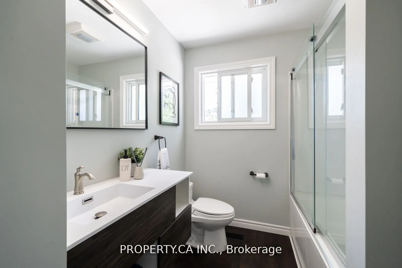 108 Delmar Drive, #Upper