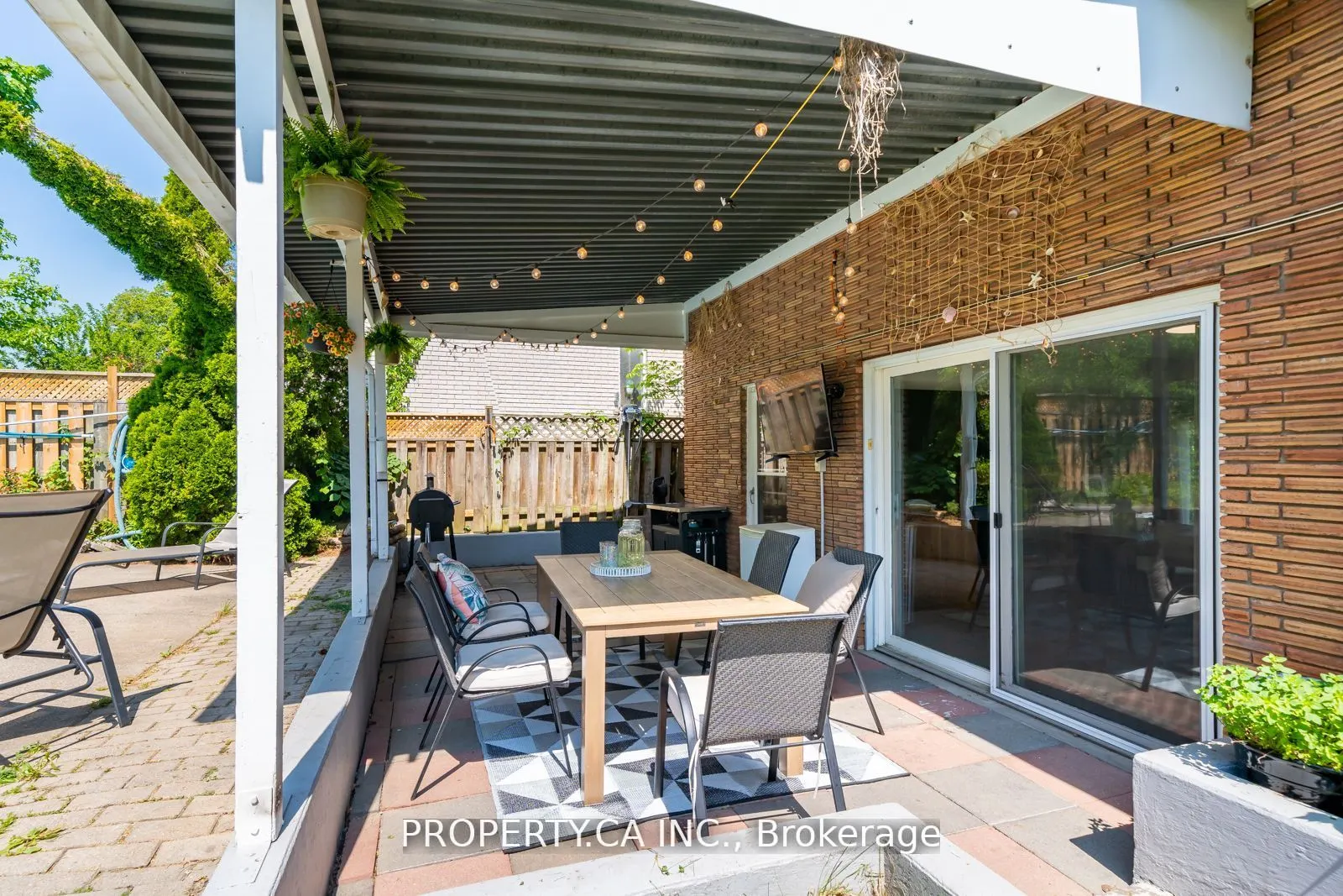 108 Delmar Drive, #Upper