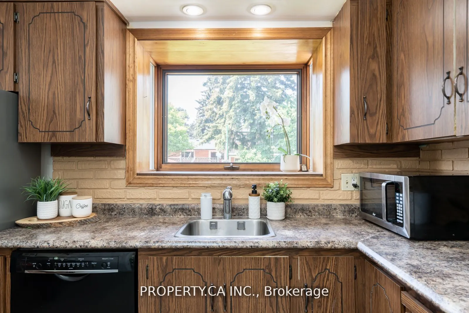 108 Delmar Drive, #Upper