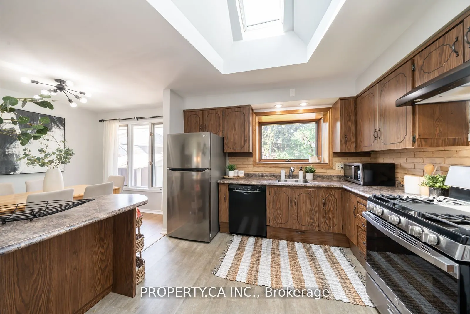 108 Delmar Drive, #Upper