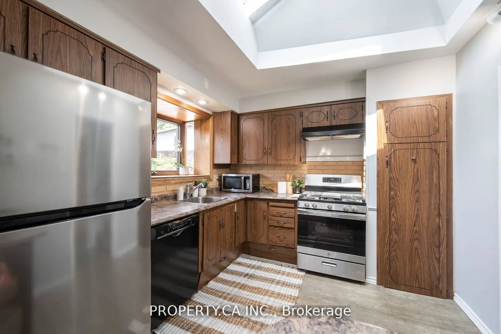 108 Delmar Drive, #Upper
