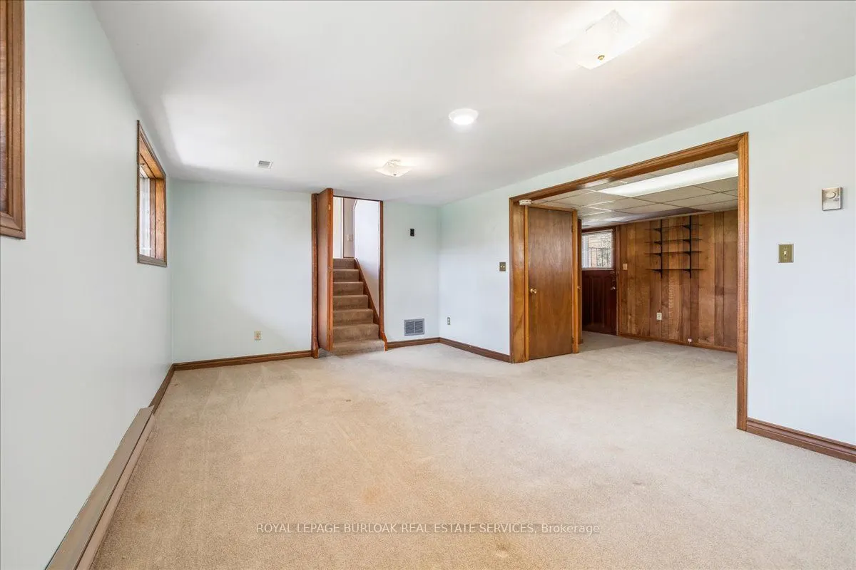 1 Westview Crescent
