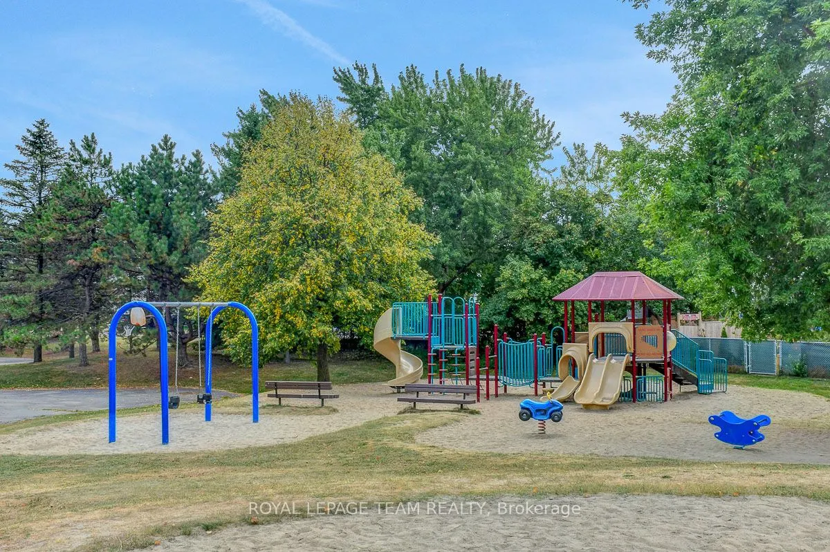 1471 Briarfield Crescent