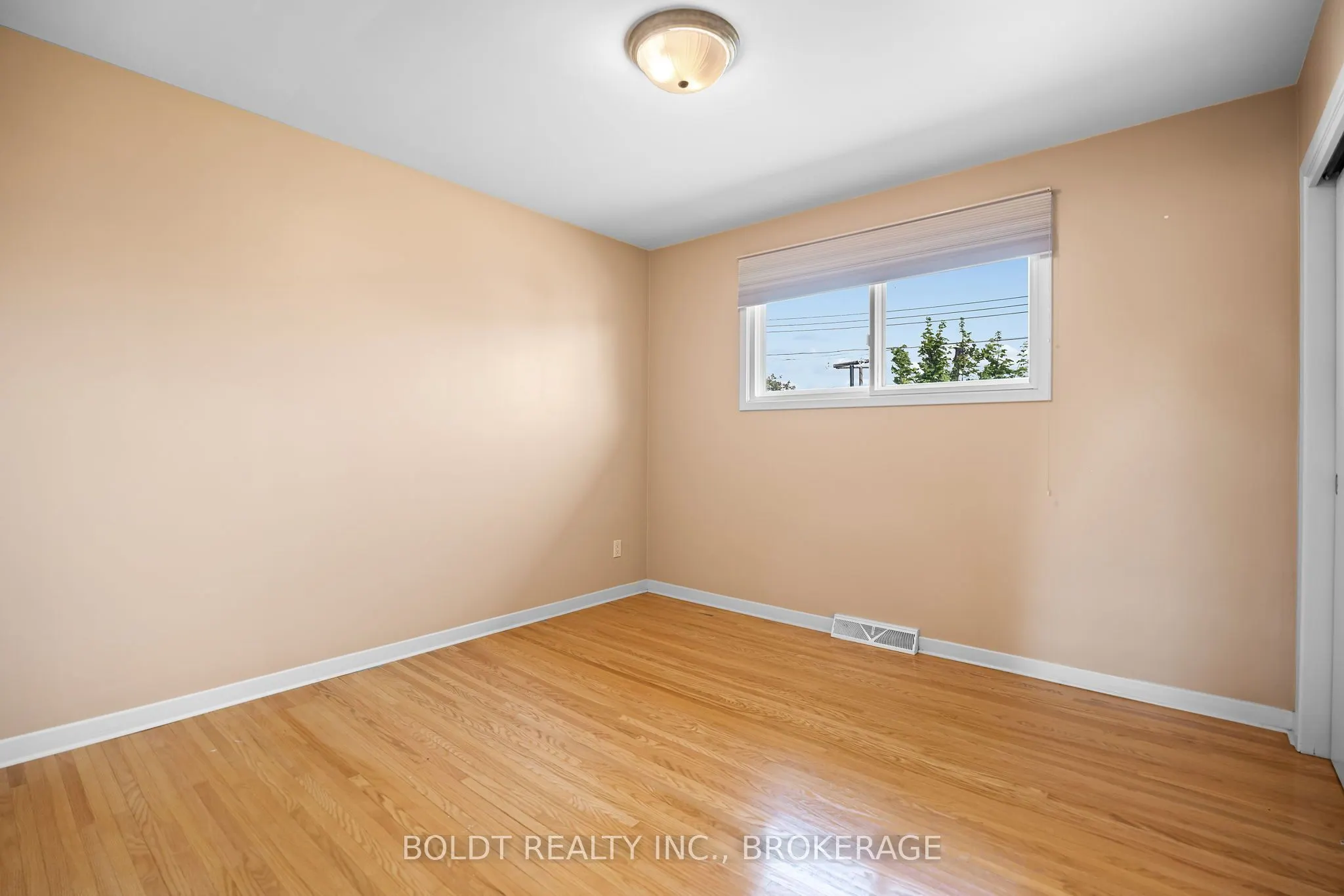 7 Eastdale Crescent