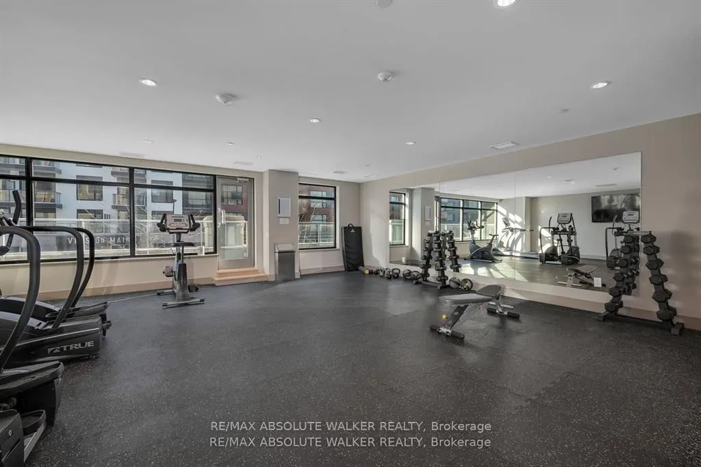 11 Des Oblats Avenue, #202