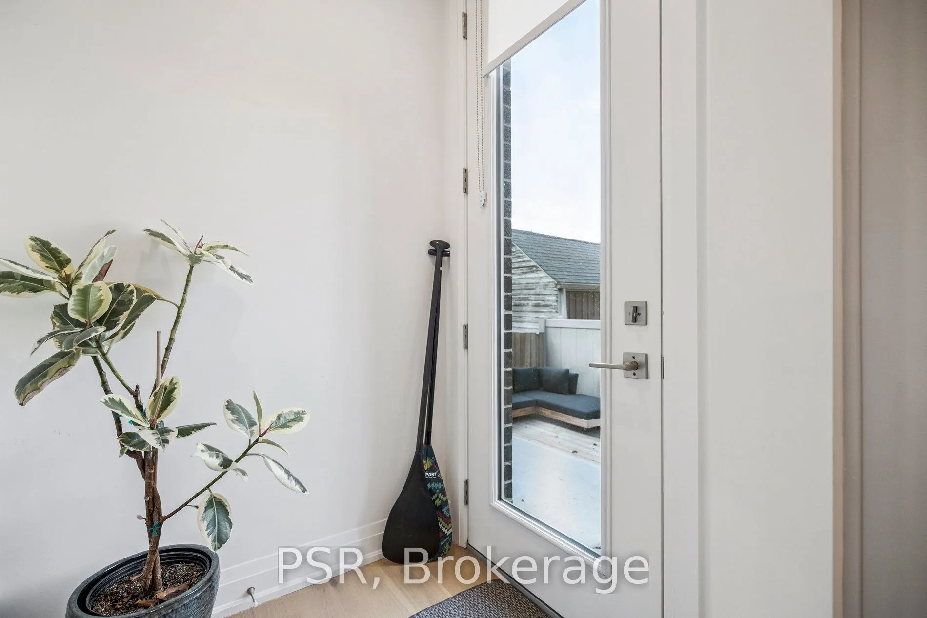 8 Paxton Avenue