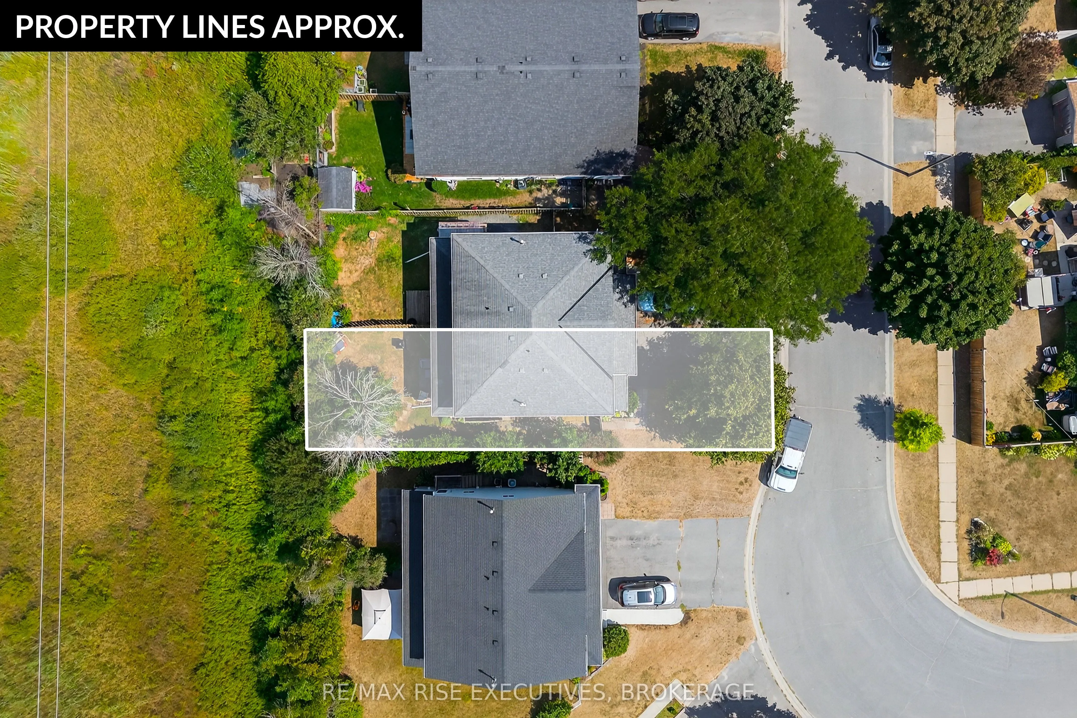 1328 Brackenwood Crescent