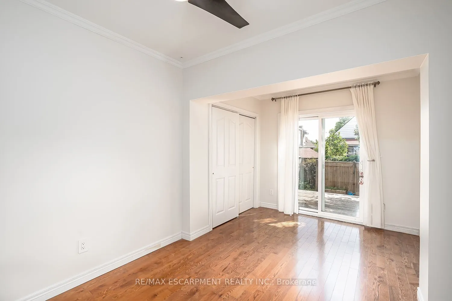 65 Kenilworth Avenue S, #Main
