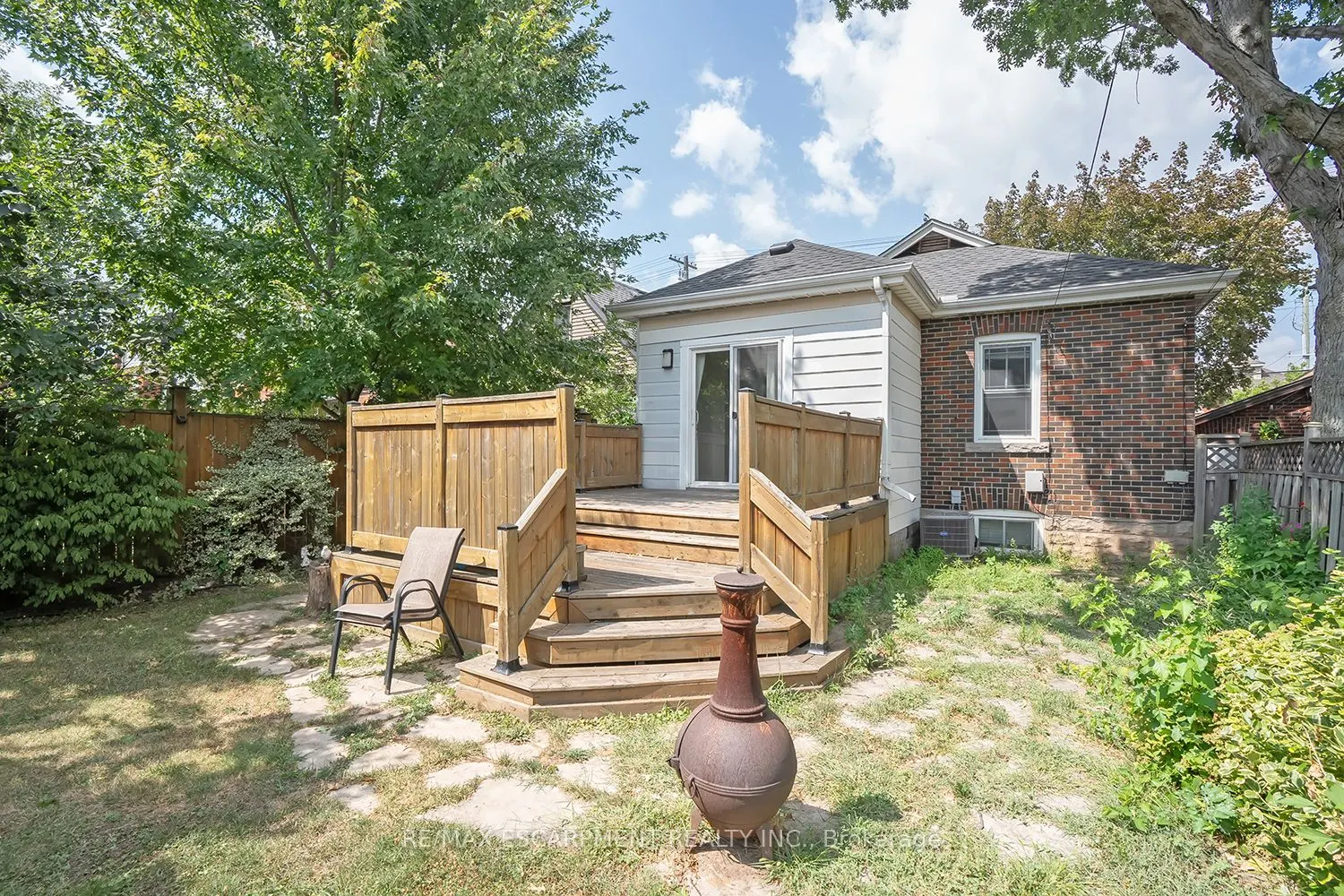 65 Kenilworth Avenue S, #Main