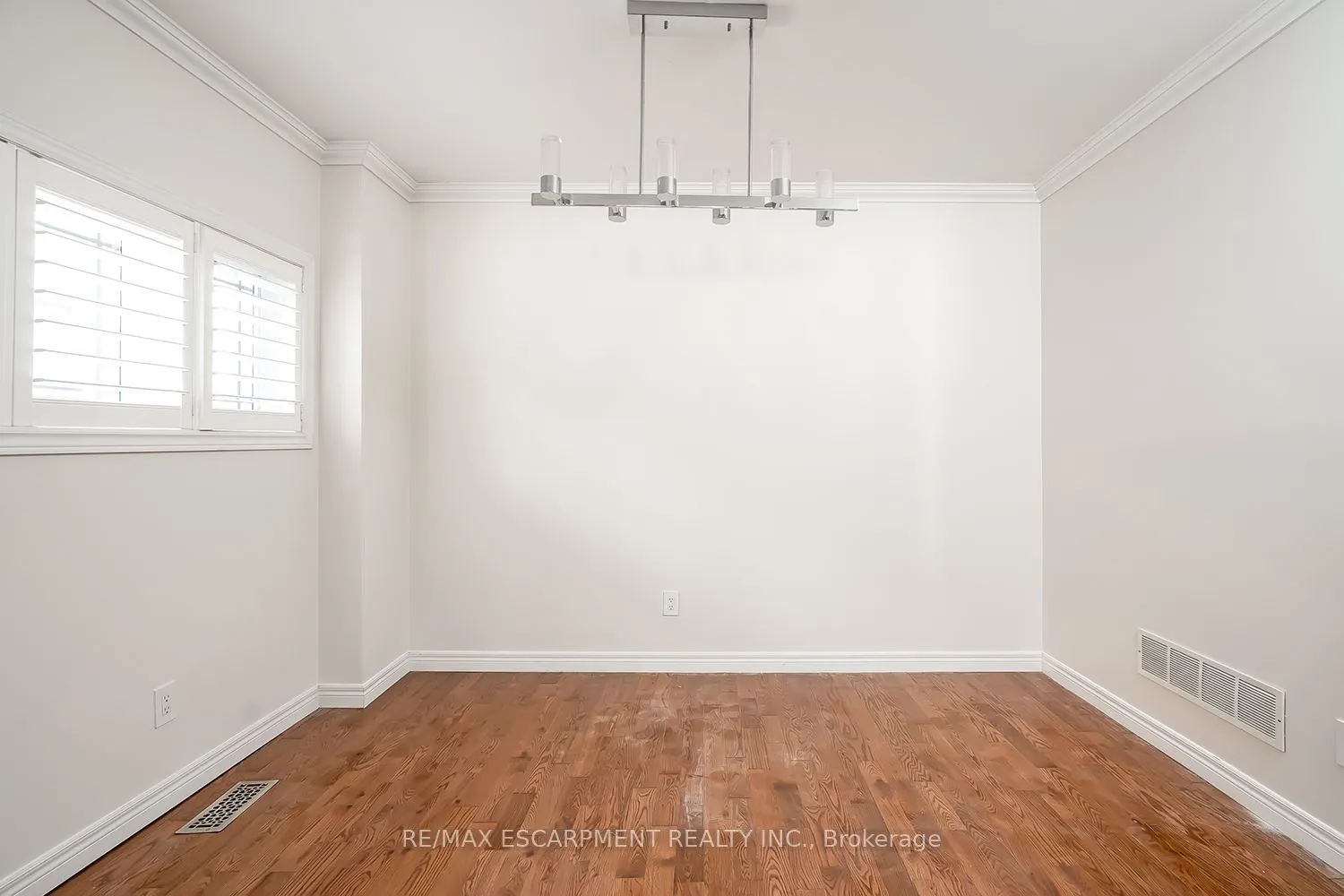 65 Kenilworth Avenue S, #Main