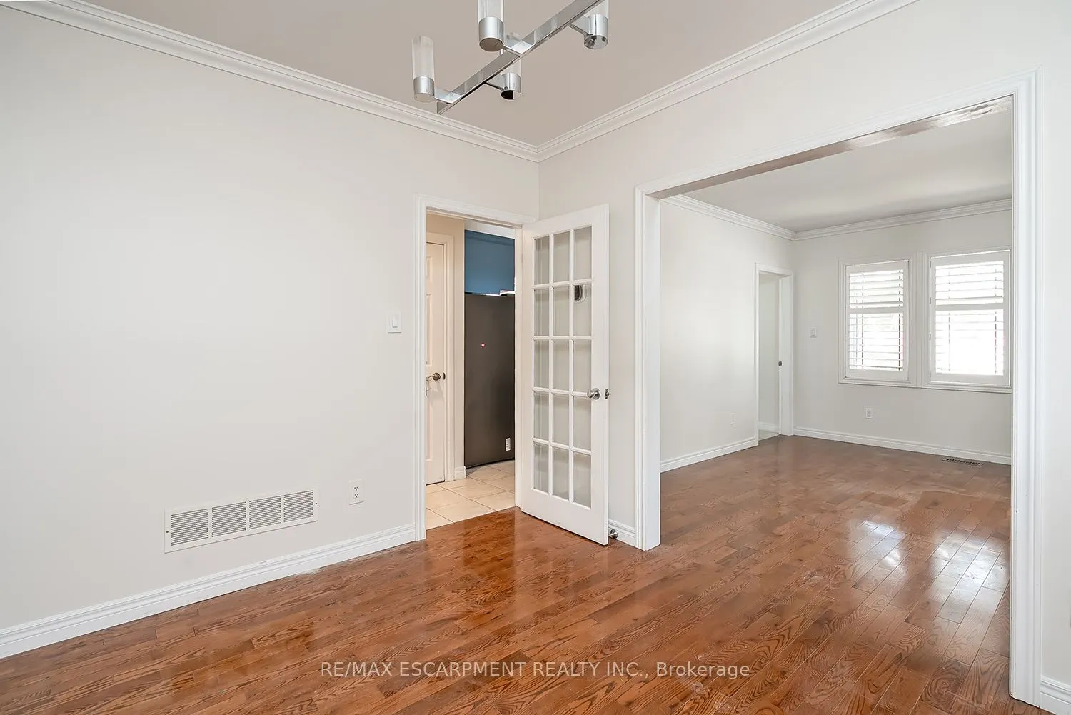 65 Kenilworth Avenue S, #Main