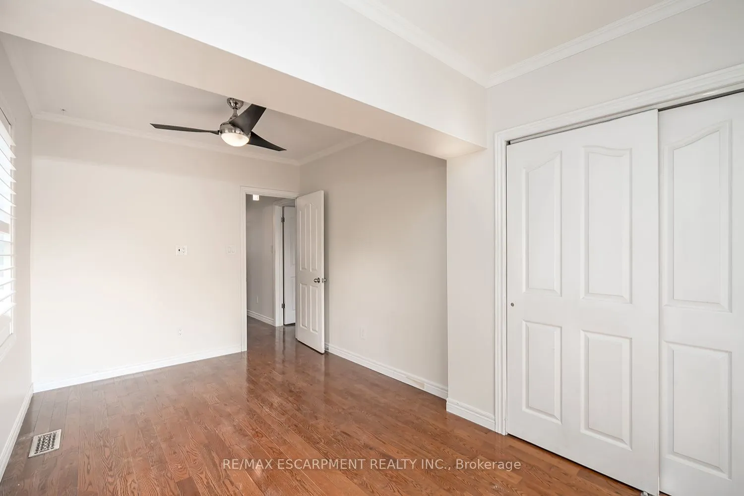 65 Kenilworth Avenue S, #Main