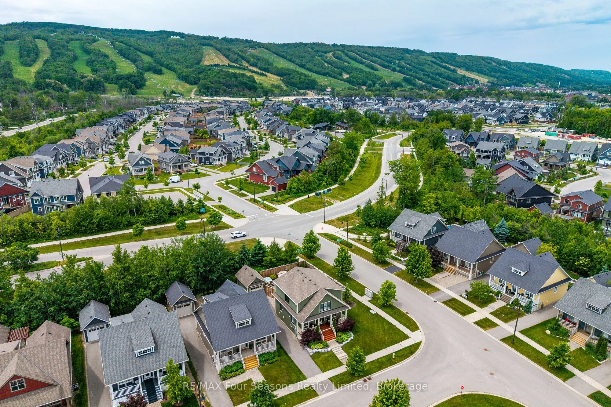 164 Snow Apple Crescent