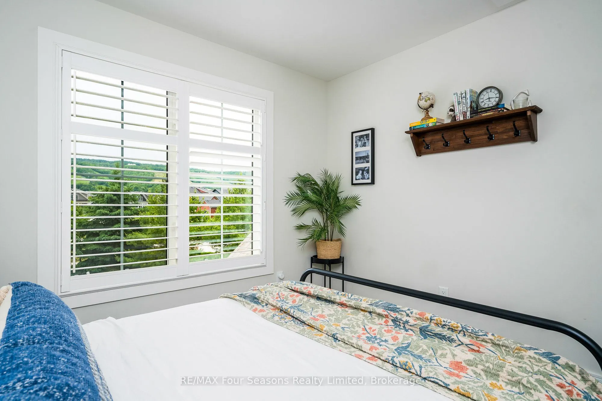 164 Snow Apple Crescent