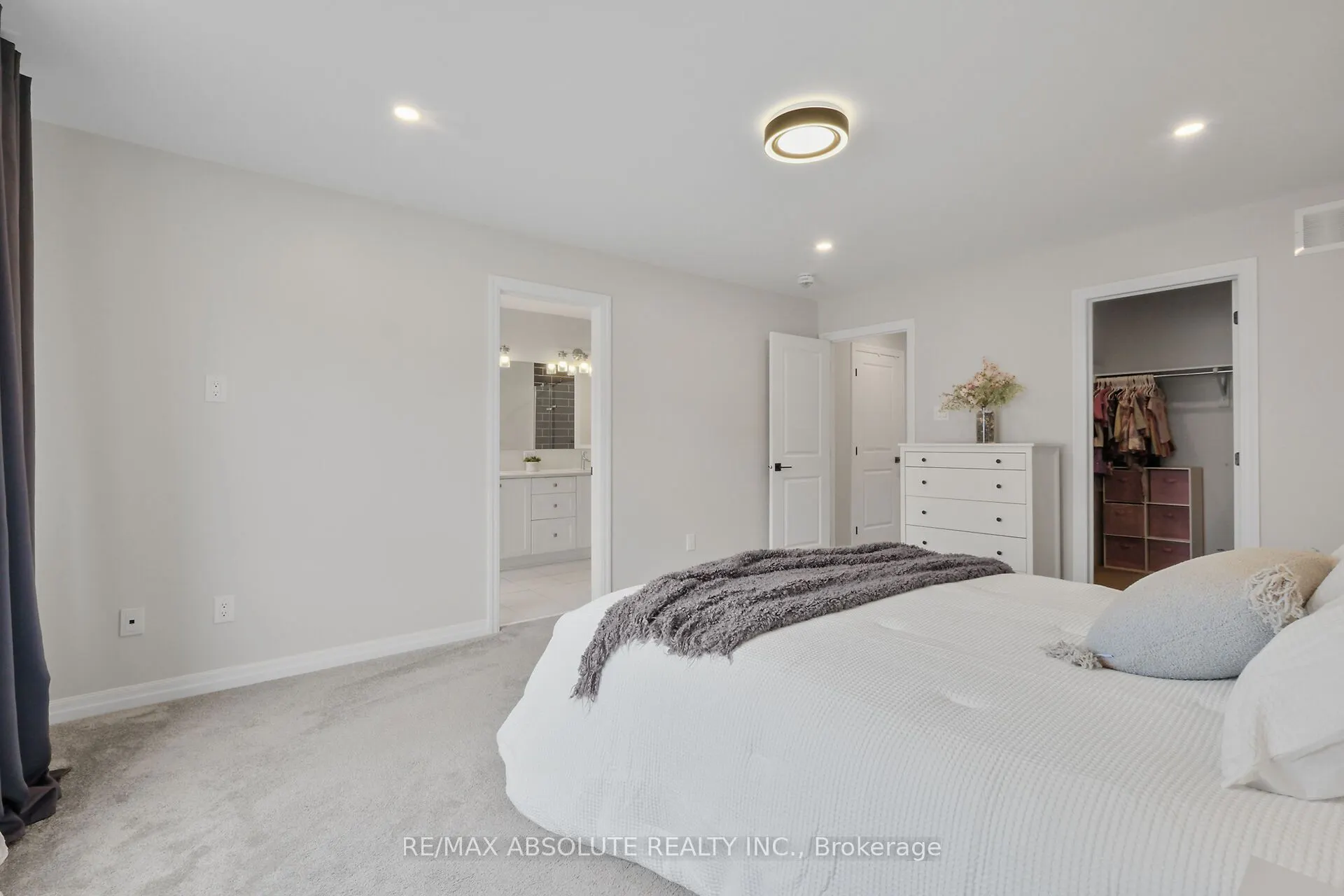 243 Overberg Way