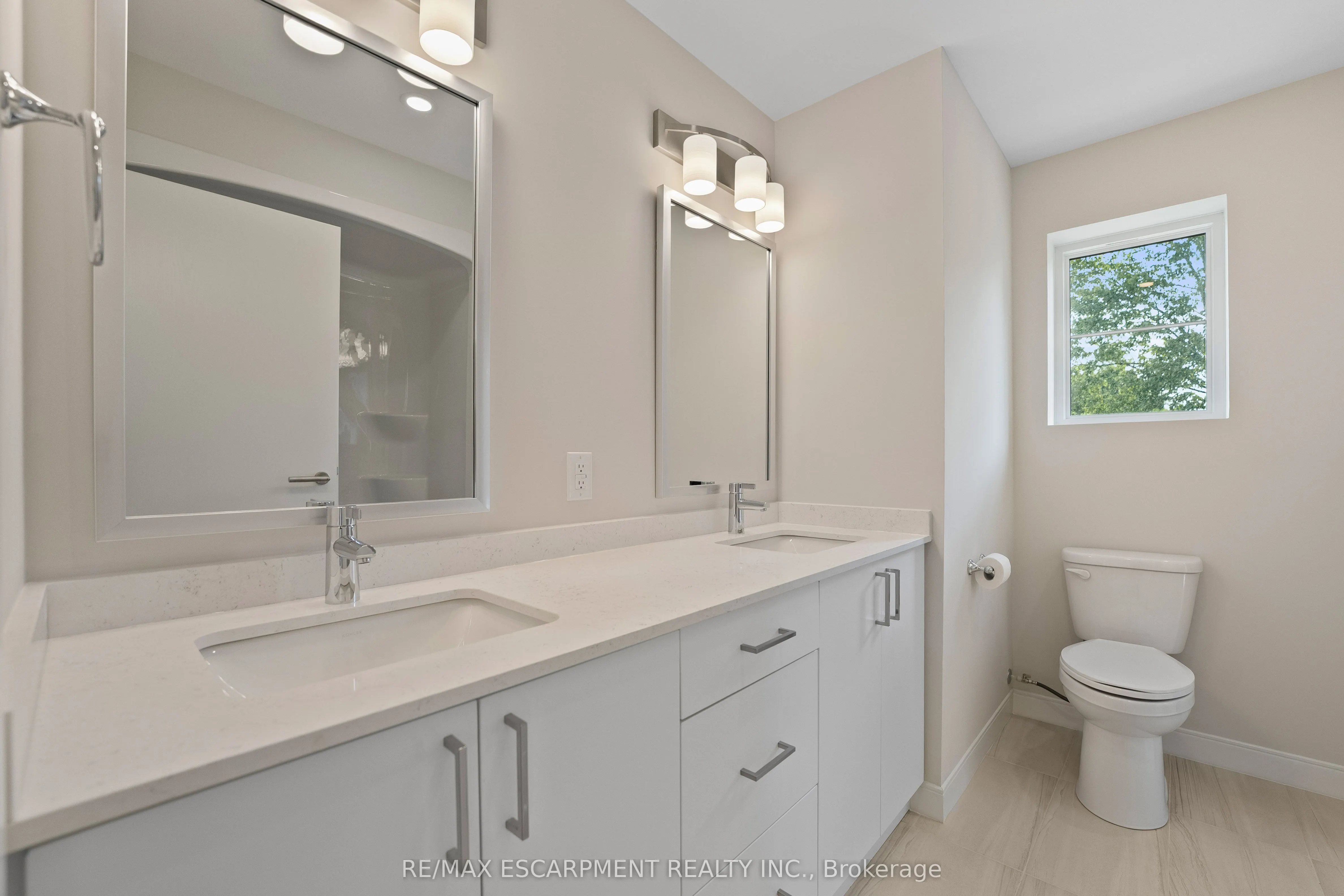 123 Lincoln Street, #309