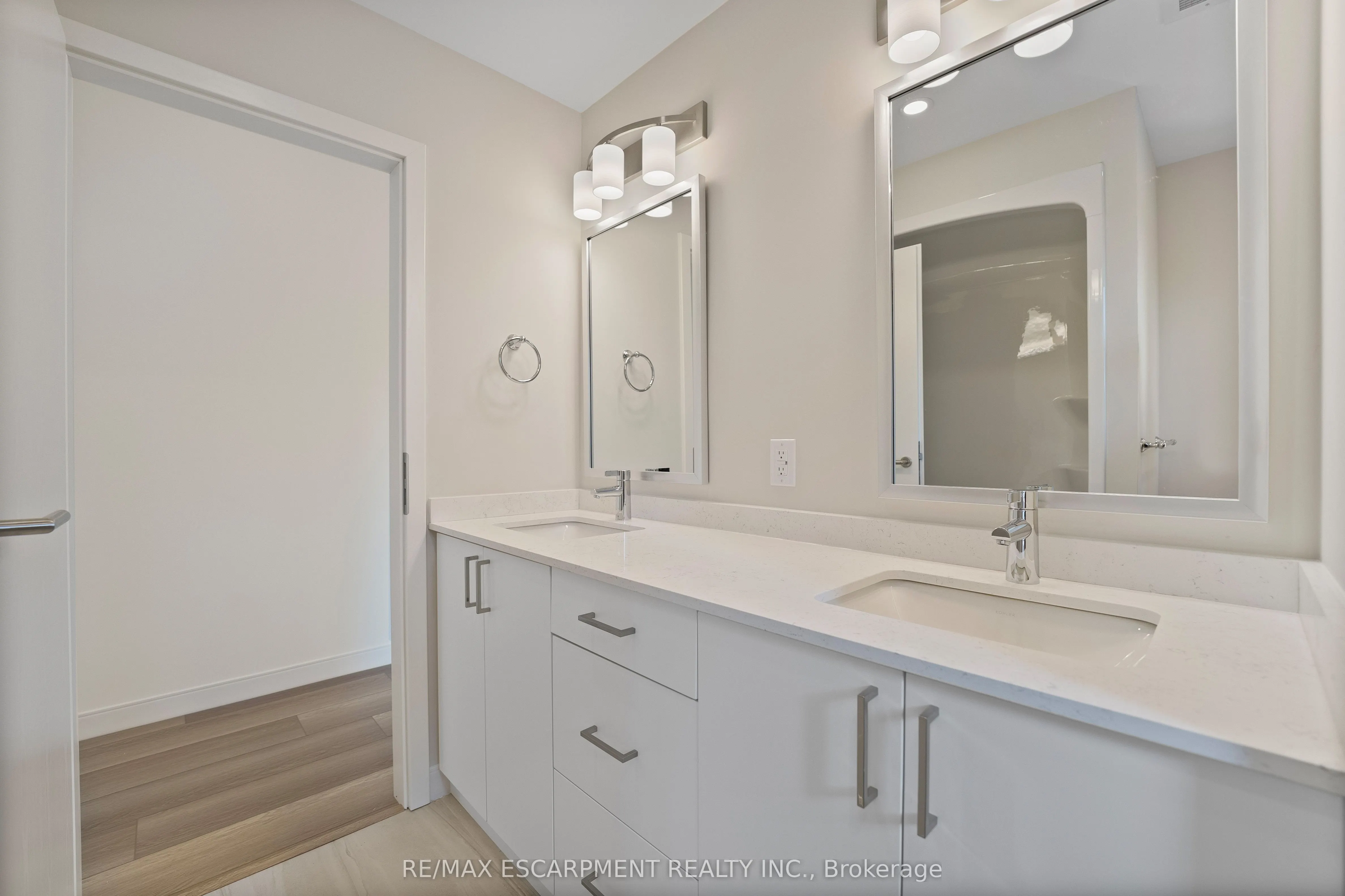 123 Lincoln Street, #309