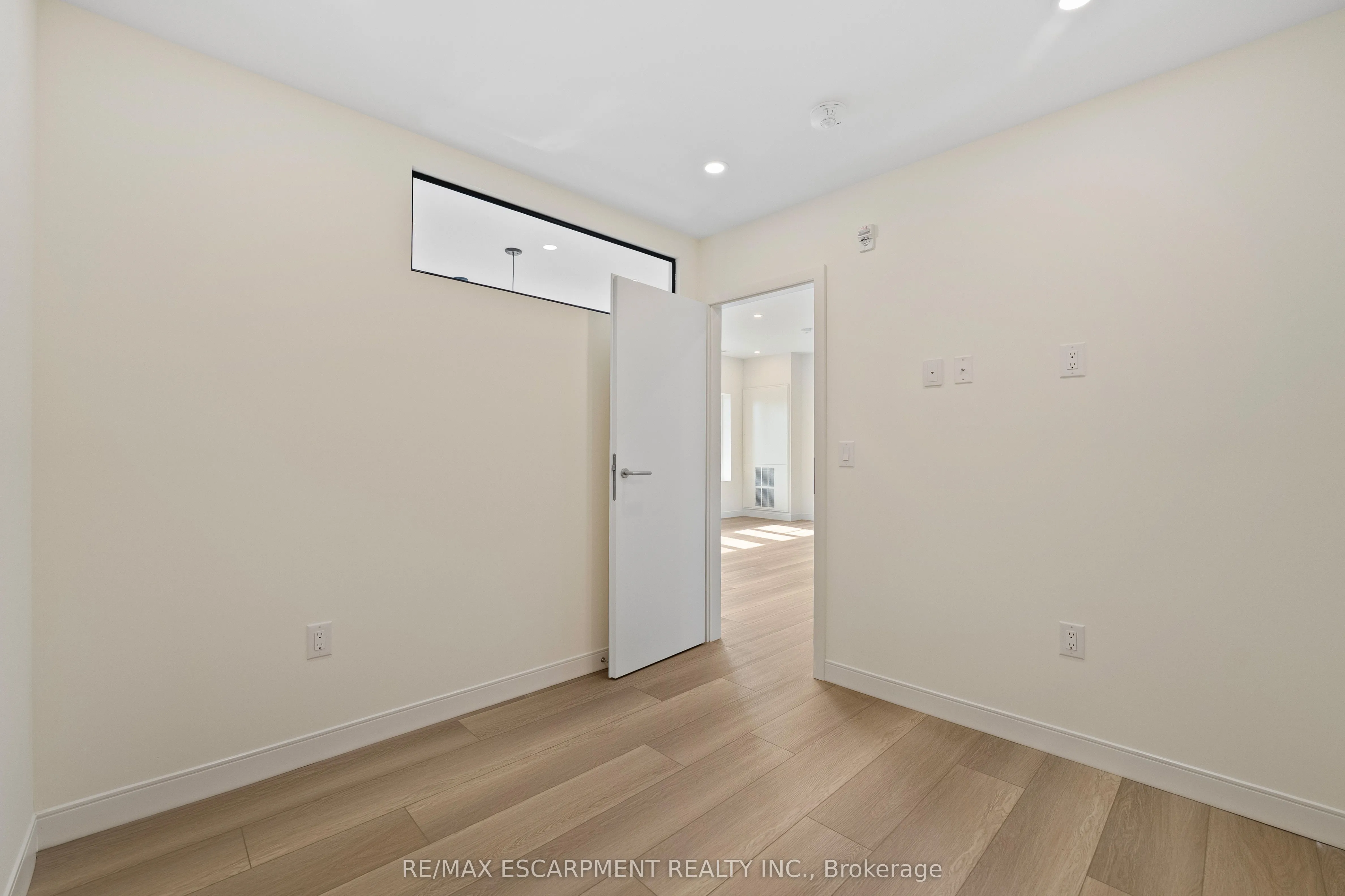 123 Lincoln Street, #309