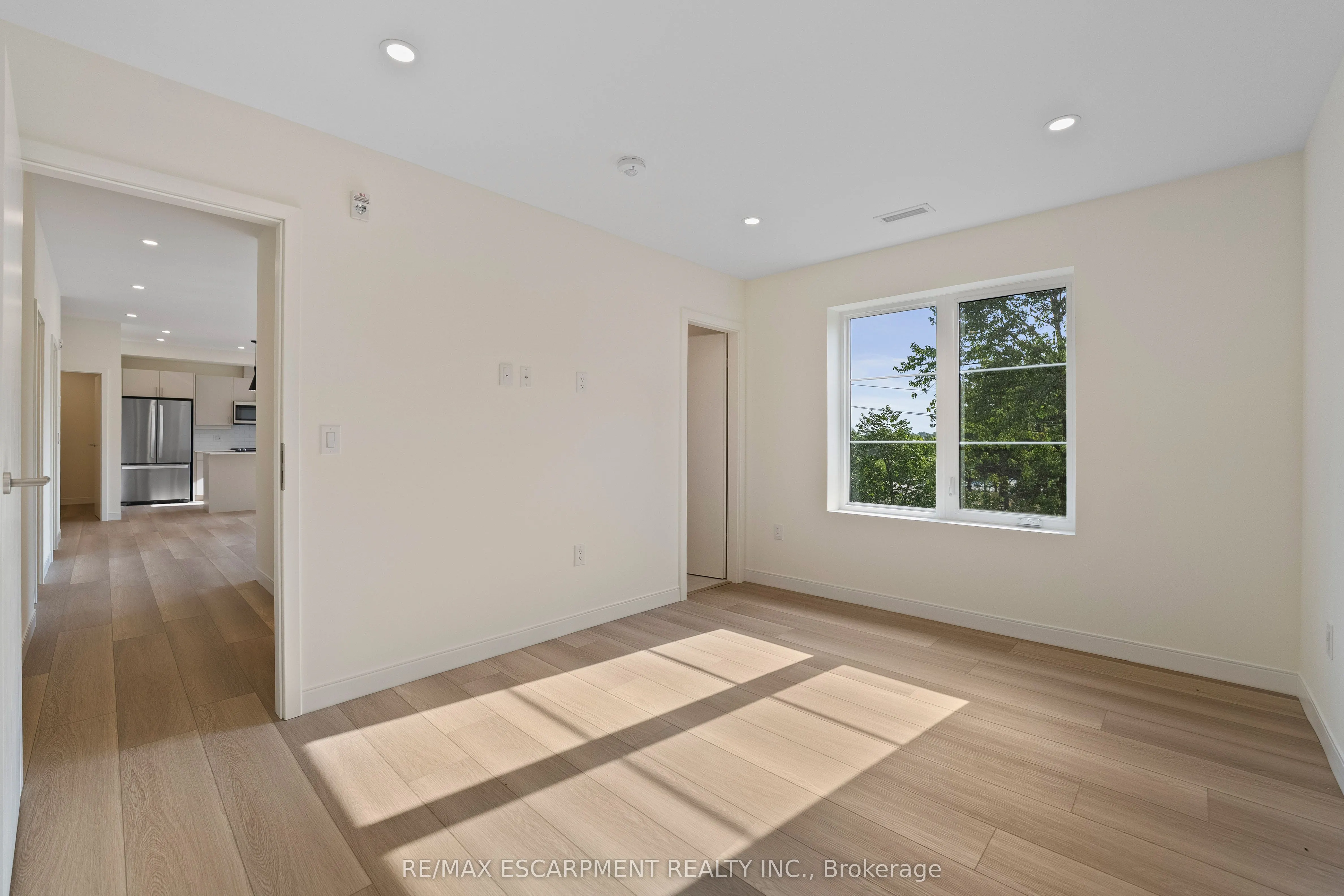 123 Lincoln Street, #309