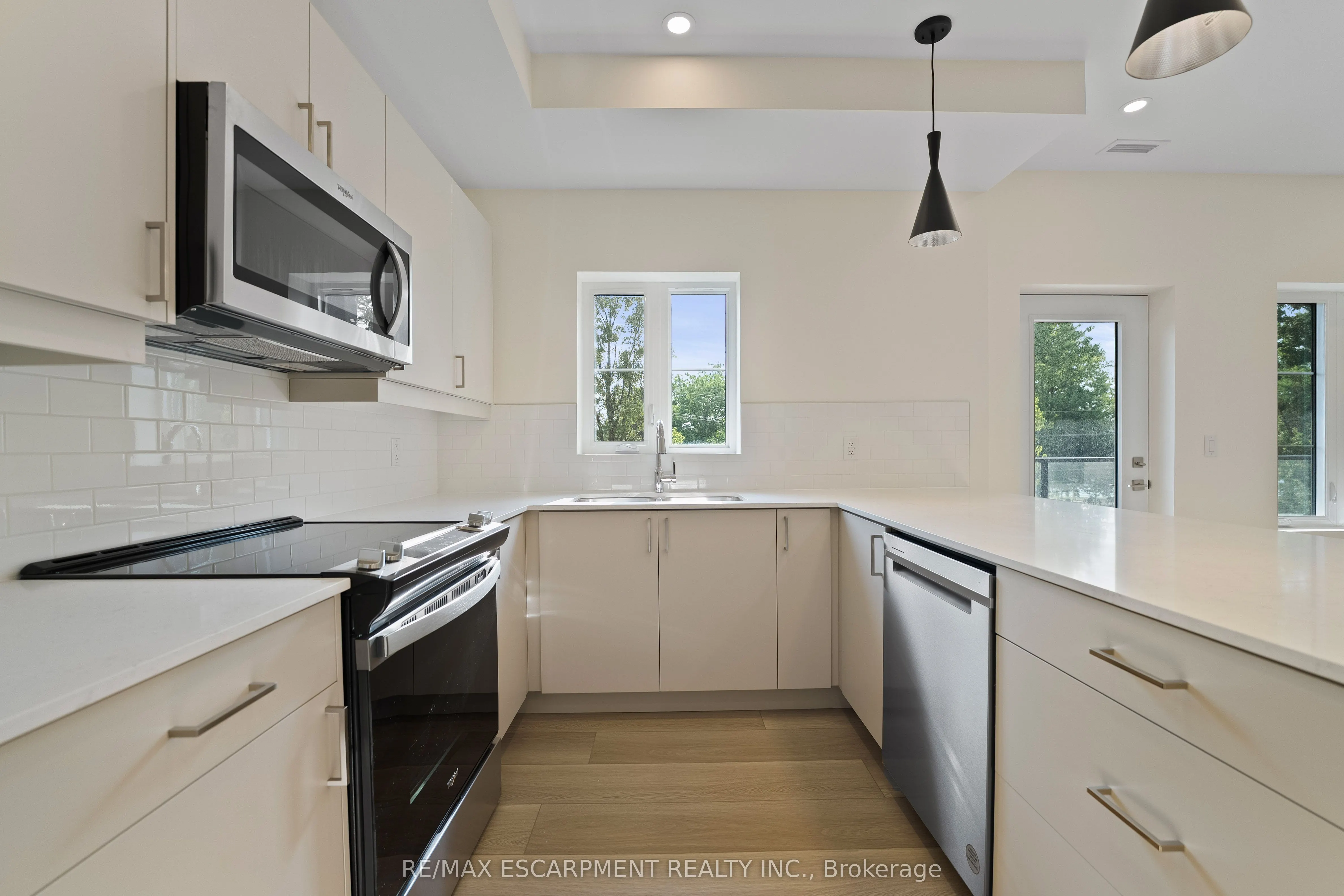 123 Lincoln Street, #309