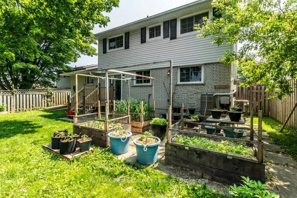 42 Westminster Avenue