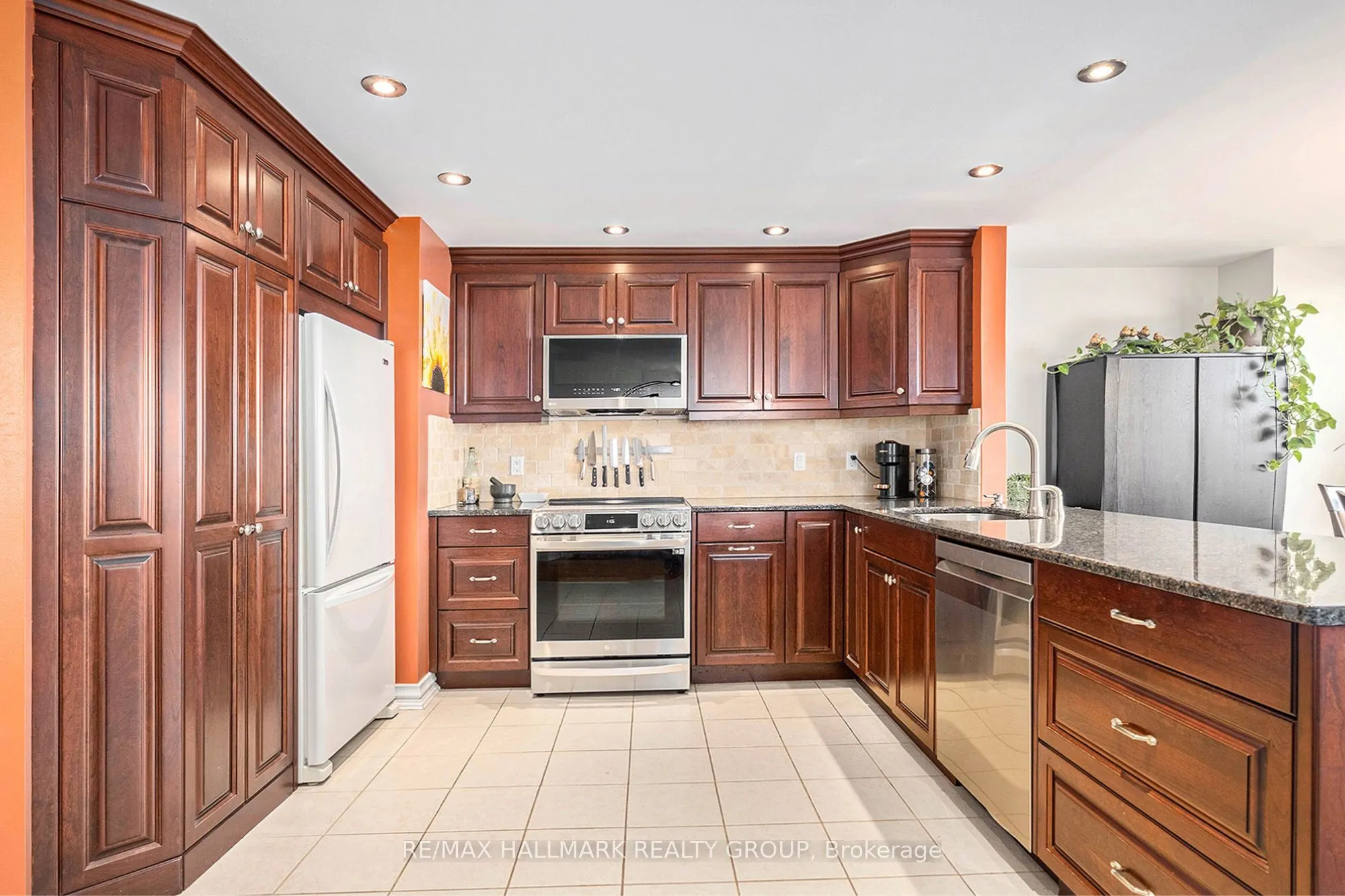 1380 Prince Of Wales Drive, #PH 7
