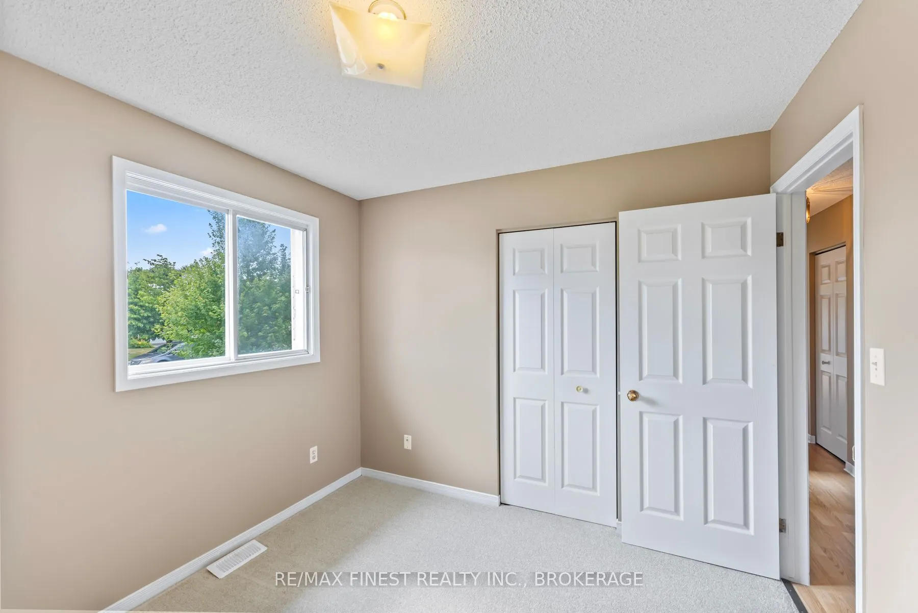 517 Citation Crescent