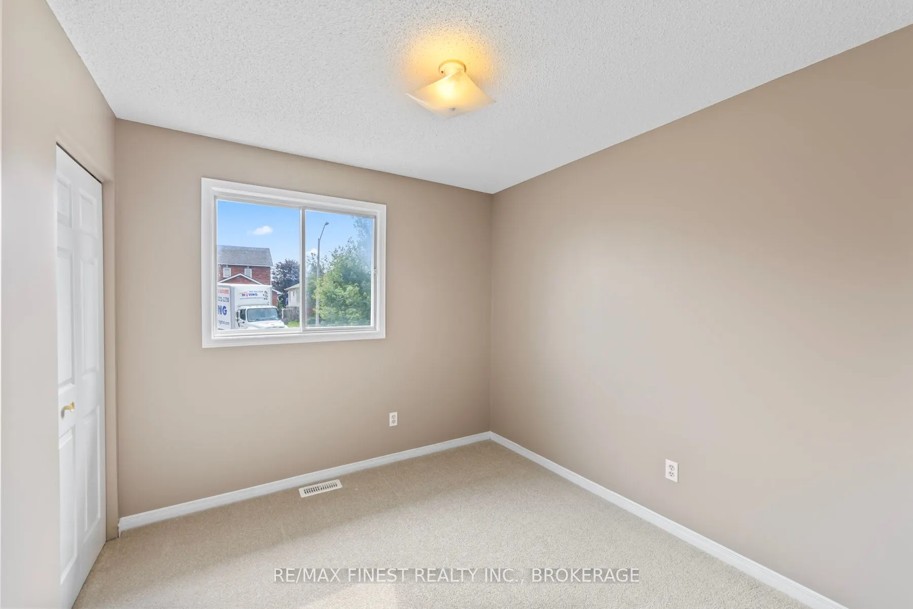 517 Citation Crescent