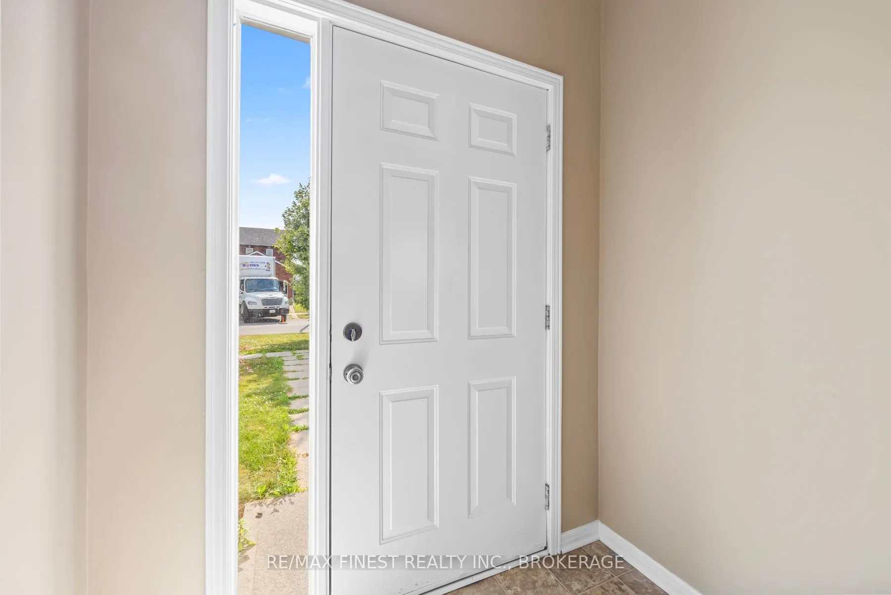 517 Citation Crescent