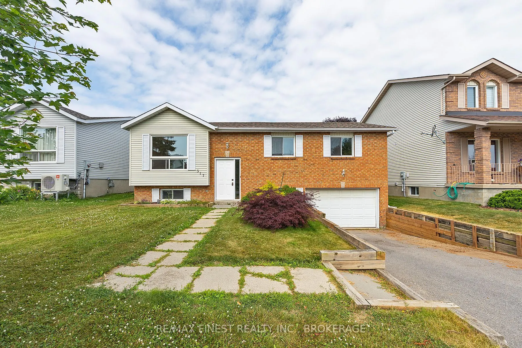 517 Citation Crescent